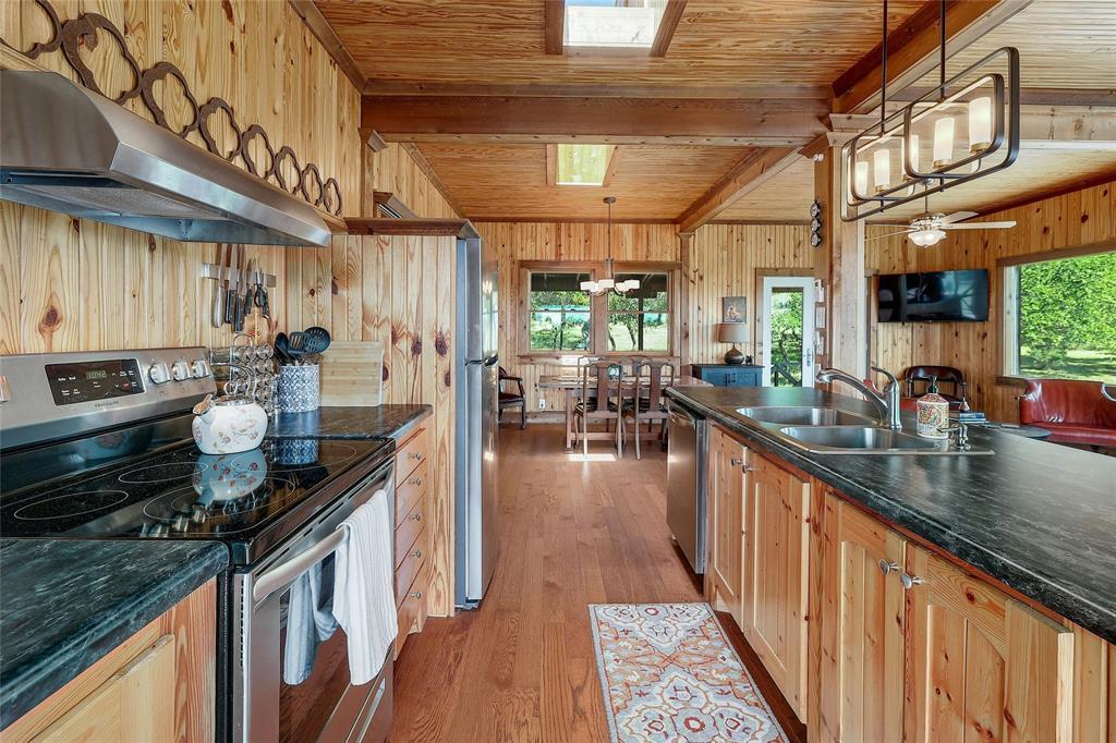 1081 Shovel Mountain Rd, Cypress Mill, TX 78663