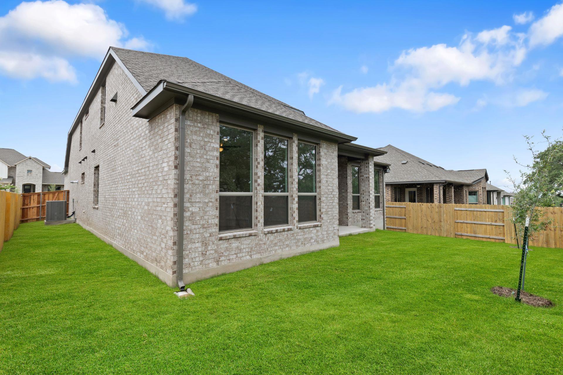 435 Five Mile Creek Way, Kyle, TX 78640