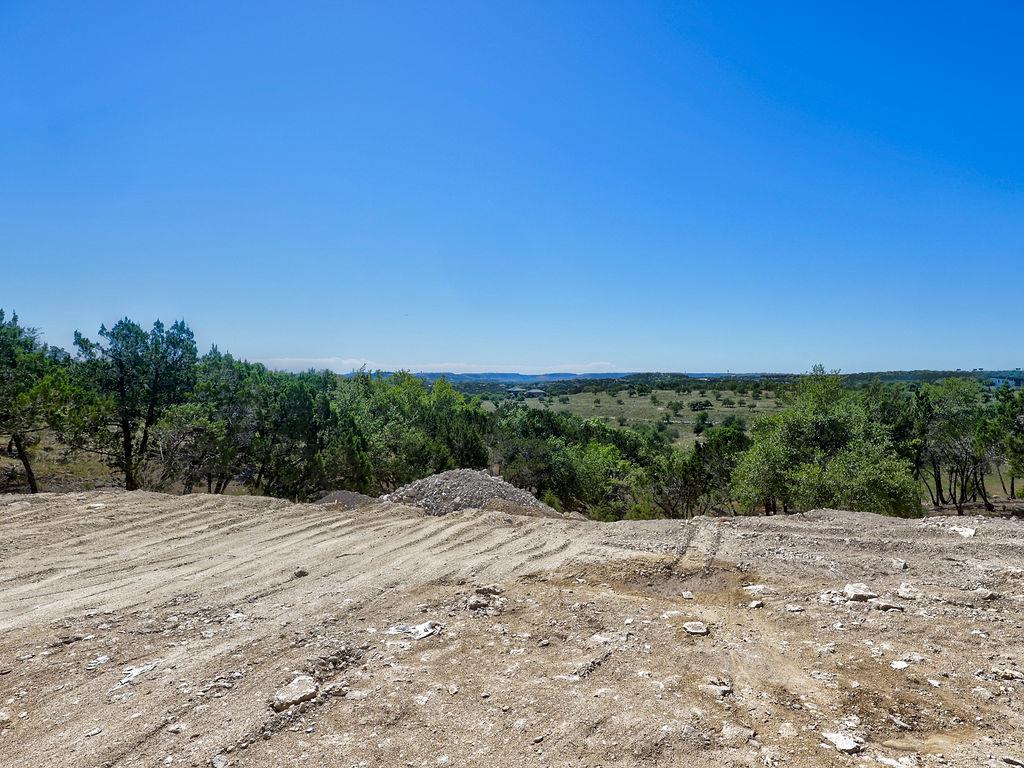 3425 Crawford Rd, Spicewood, TX 78669