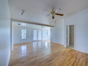 3425 Crawford Rd, Spicewood, TX 78669