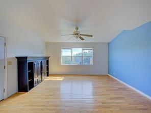 3425 Crawford Rd, Spicewood, TX 78669