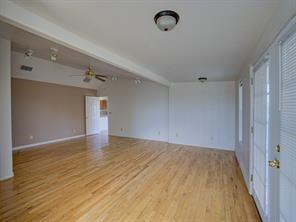 3425 Crawford Rd, Spicewood, TX 78669