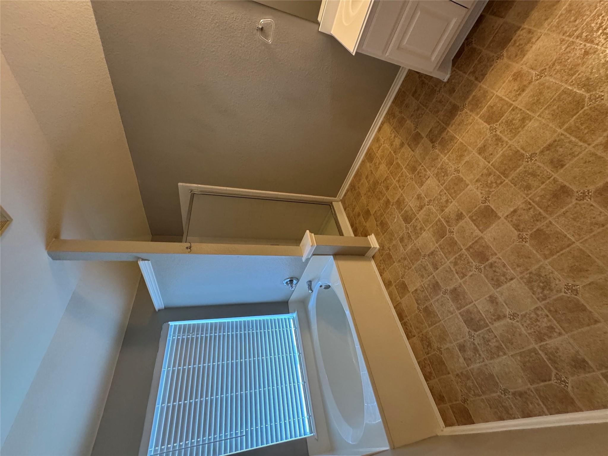 219 Hiver St, Kyle, TX 78640