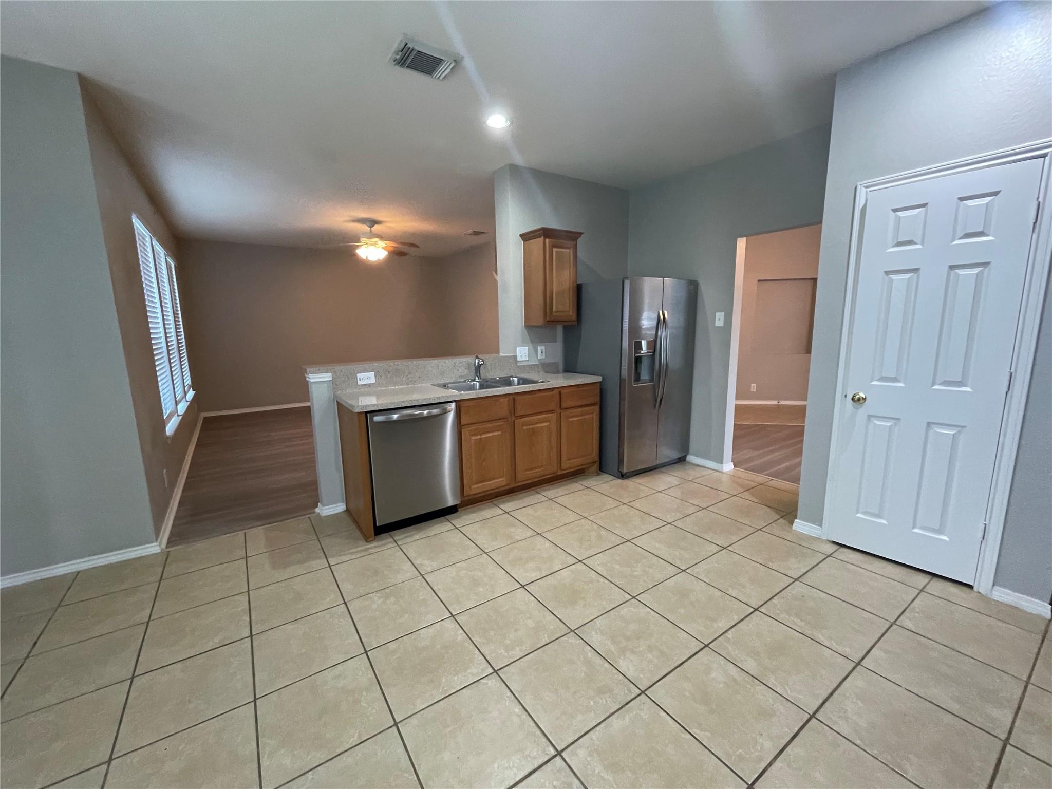 219 Hiver St, Kyle, TX 78640