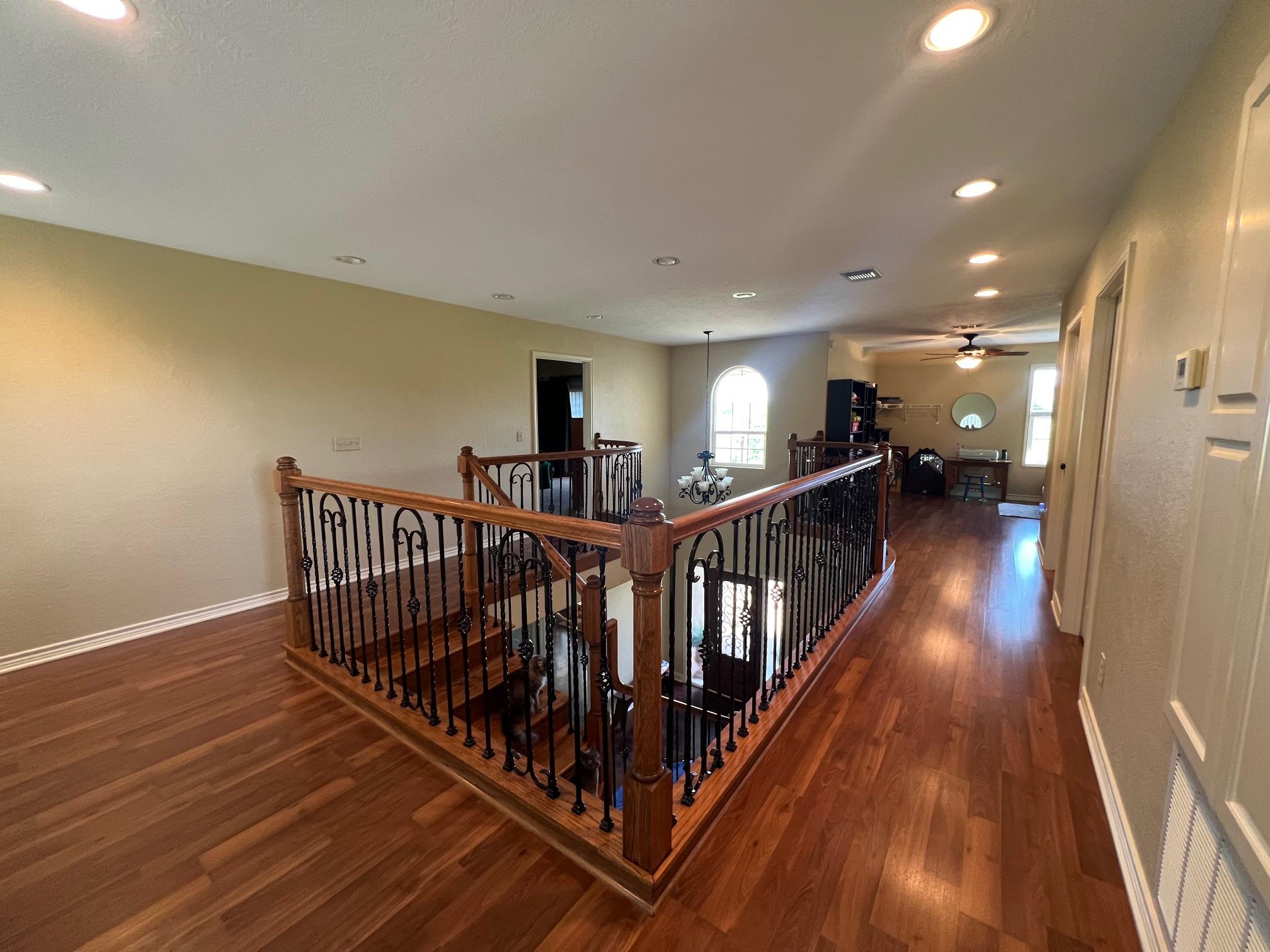 270 Timberlake Dr, La Grange, TX 78945