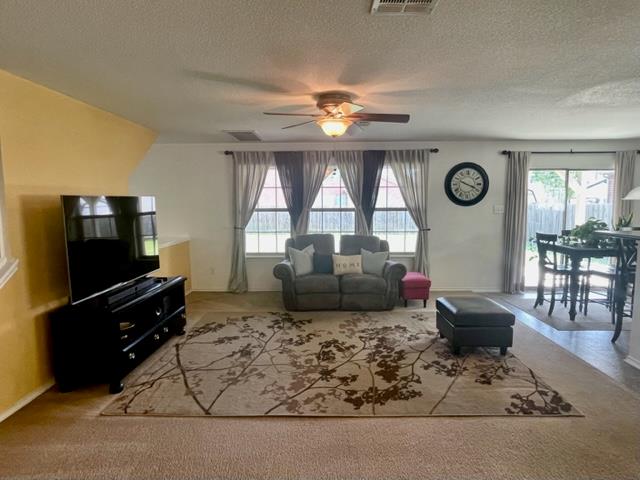 903 Grand Teton Trl, Taylor, TX 76574