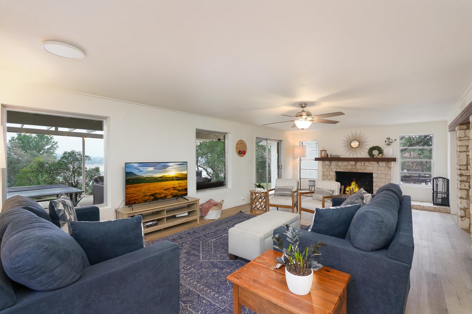 550 COUNTY ROAD 262 Dr, Mico, TX 78056