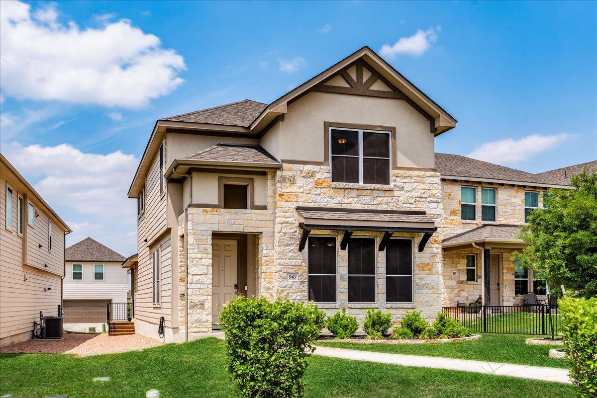 943 Lone Peak Way, Dripping Springs, TX 78620