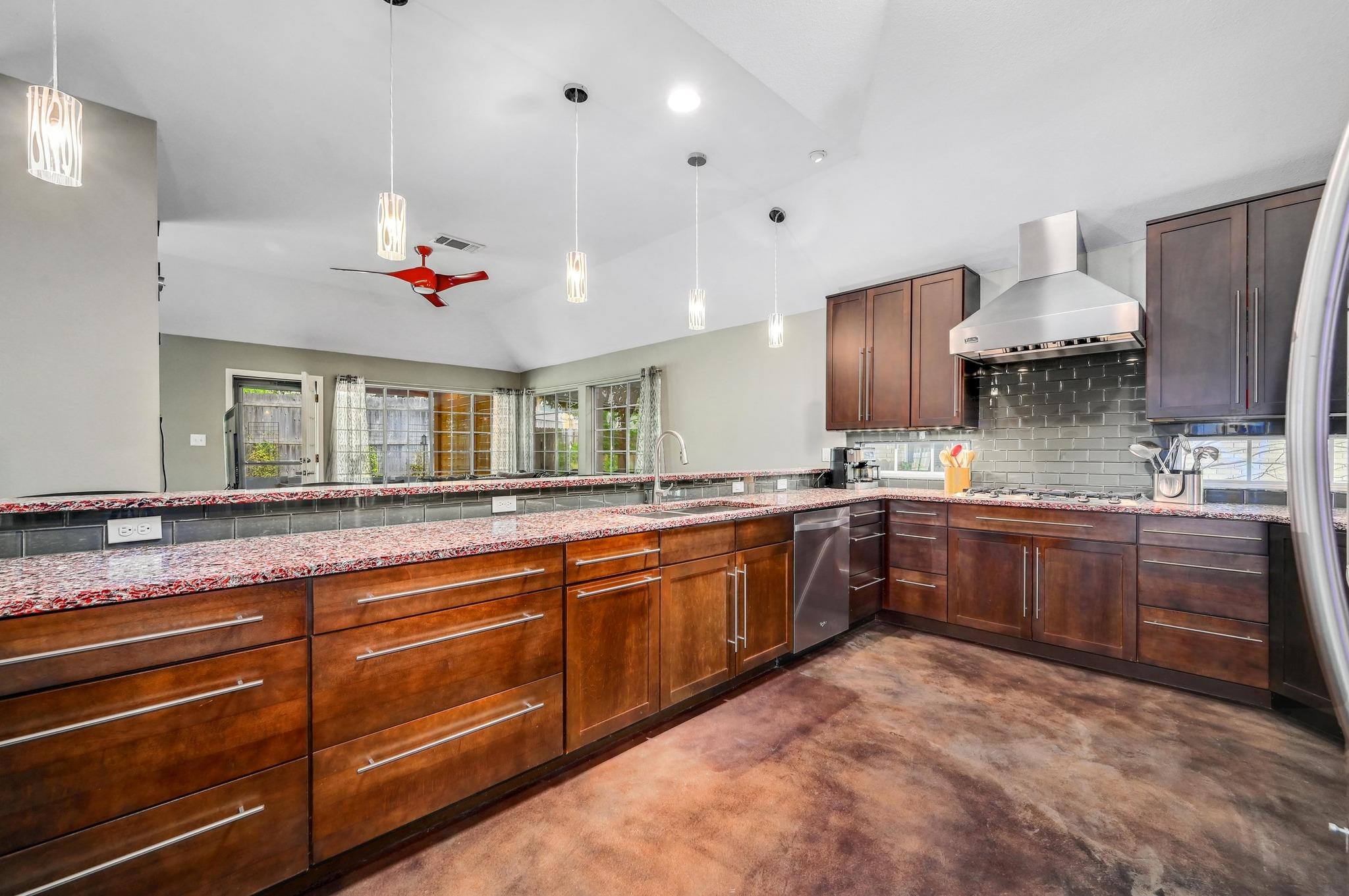 8108 Asmara Dr, Austin, TX 78750