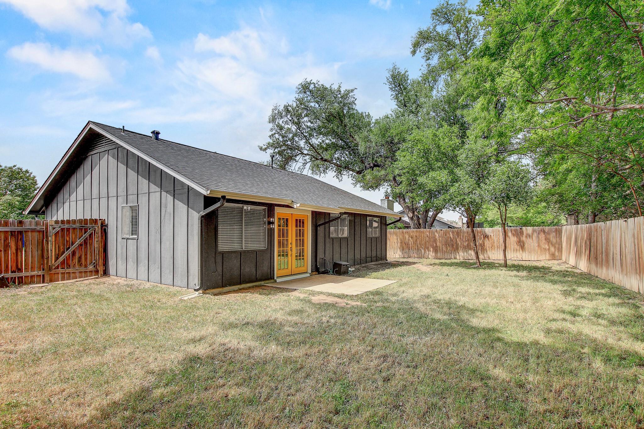 6603 Krollton Dr, Austin, TX 78745