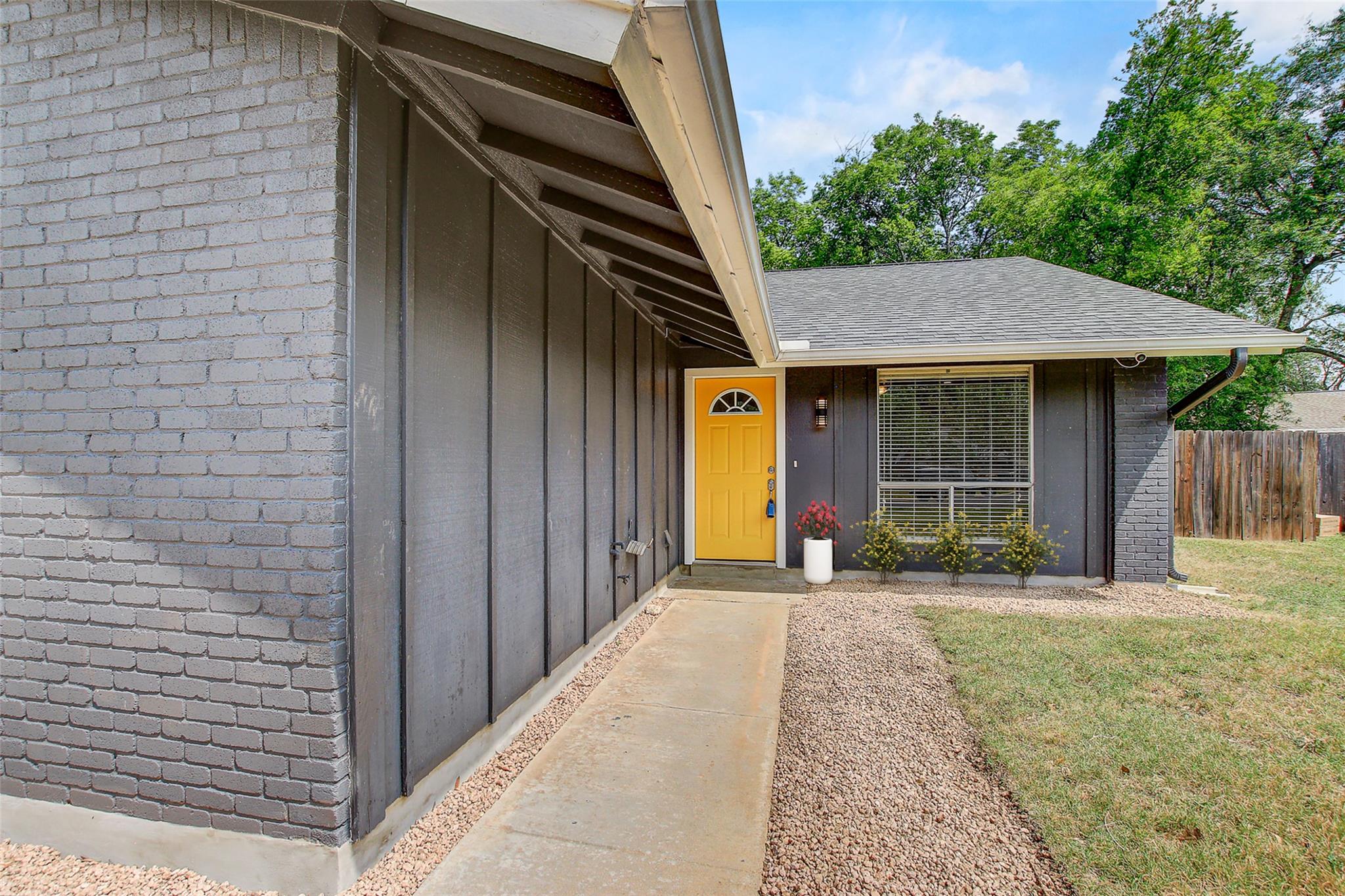 6603 Krollton Dr, Austin, TX 78745