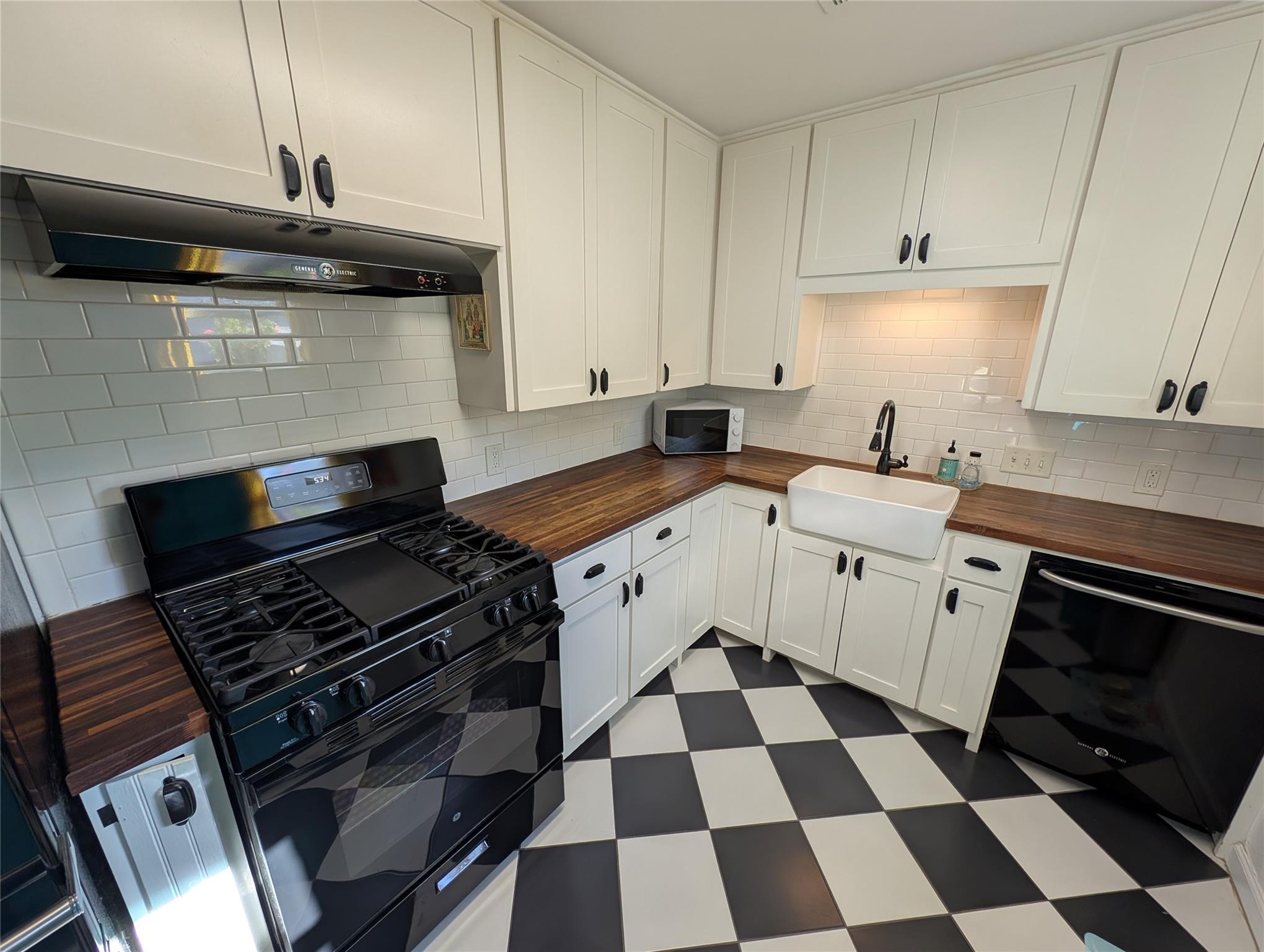 307 Swanee Dr, Austin, TX 78752