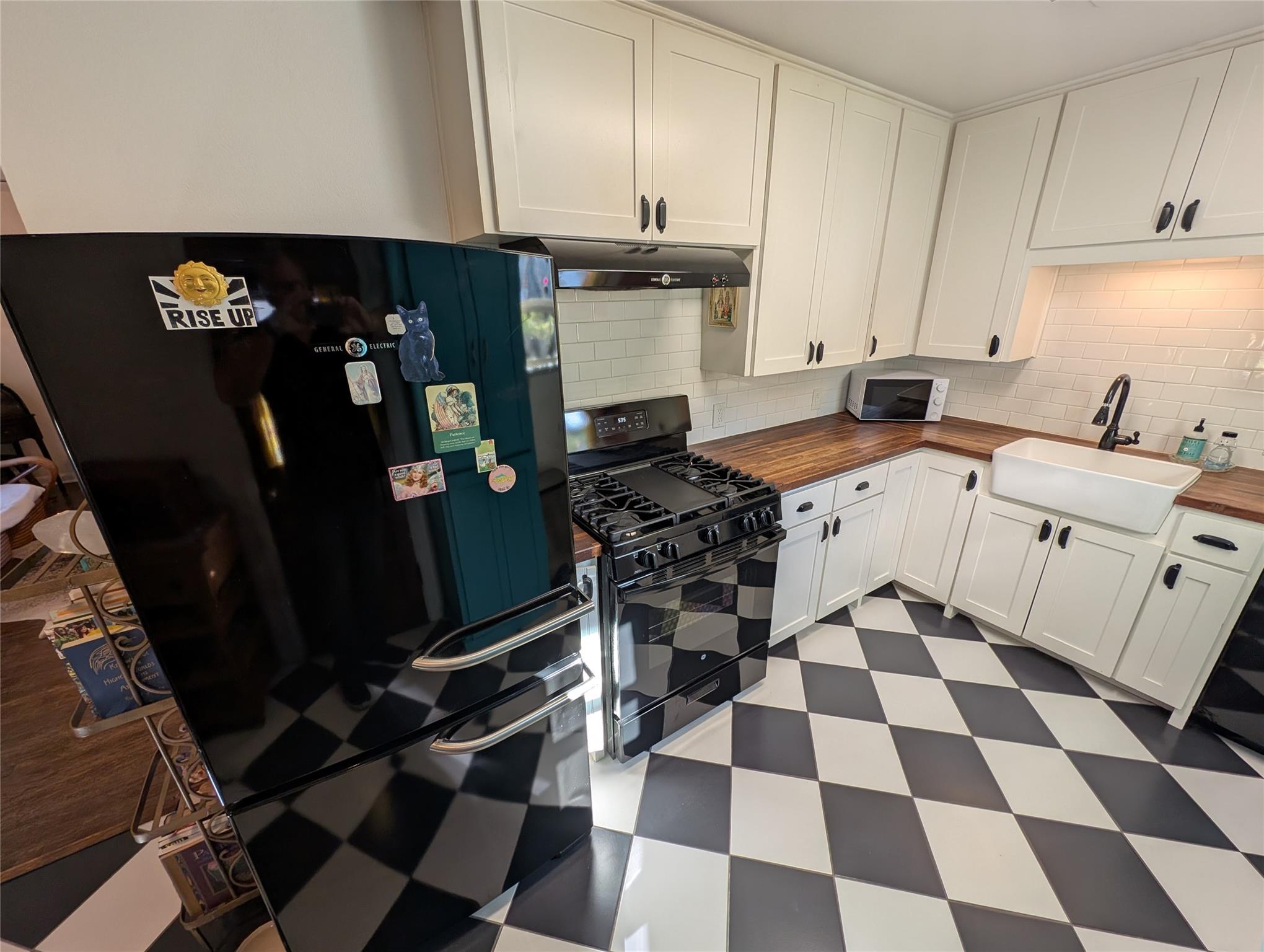 307 Swanee Dr, Austin, TX 78752