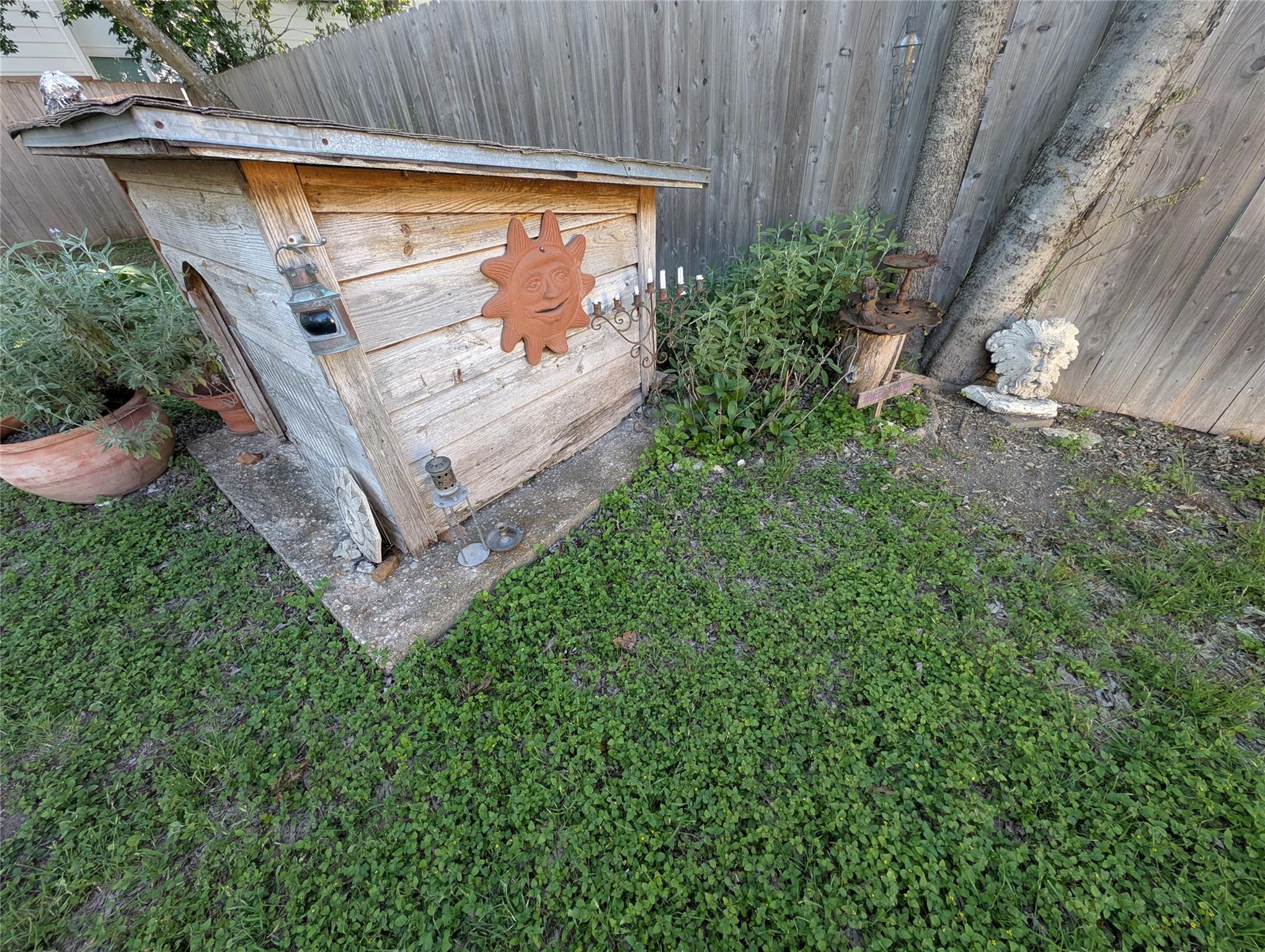 307 Swanee Dr, Austin, TX 78752