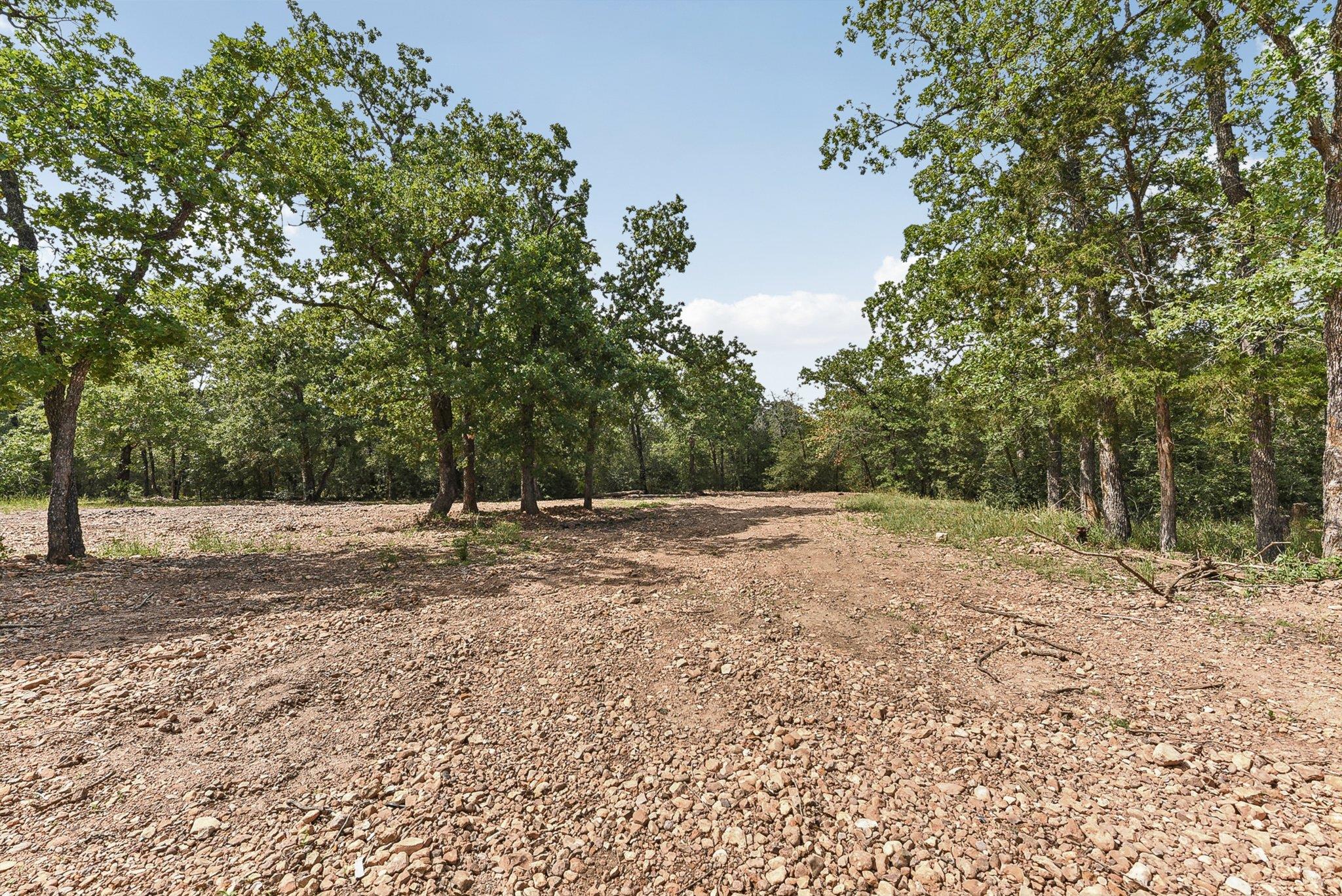 160 Northside Ln, Cedar Creek, TX 78612