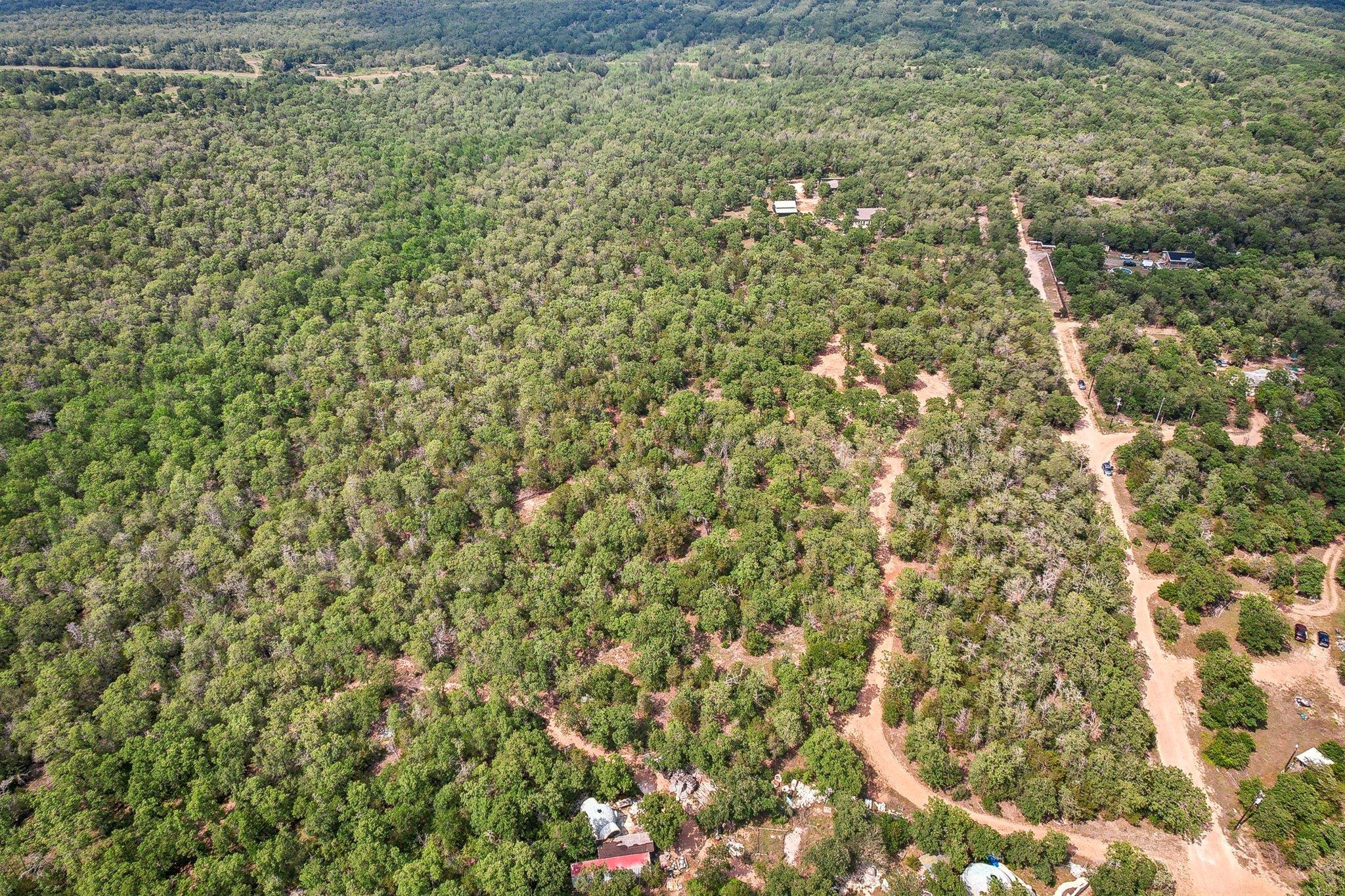 160 Northside Ln, Cedar Creek, TX 78612