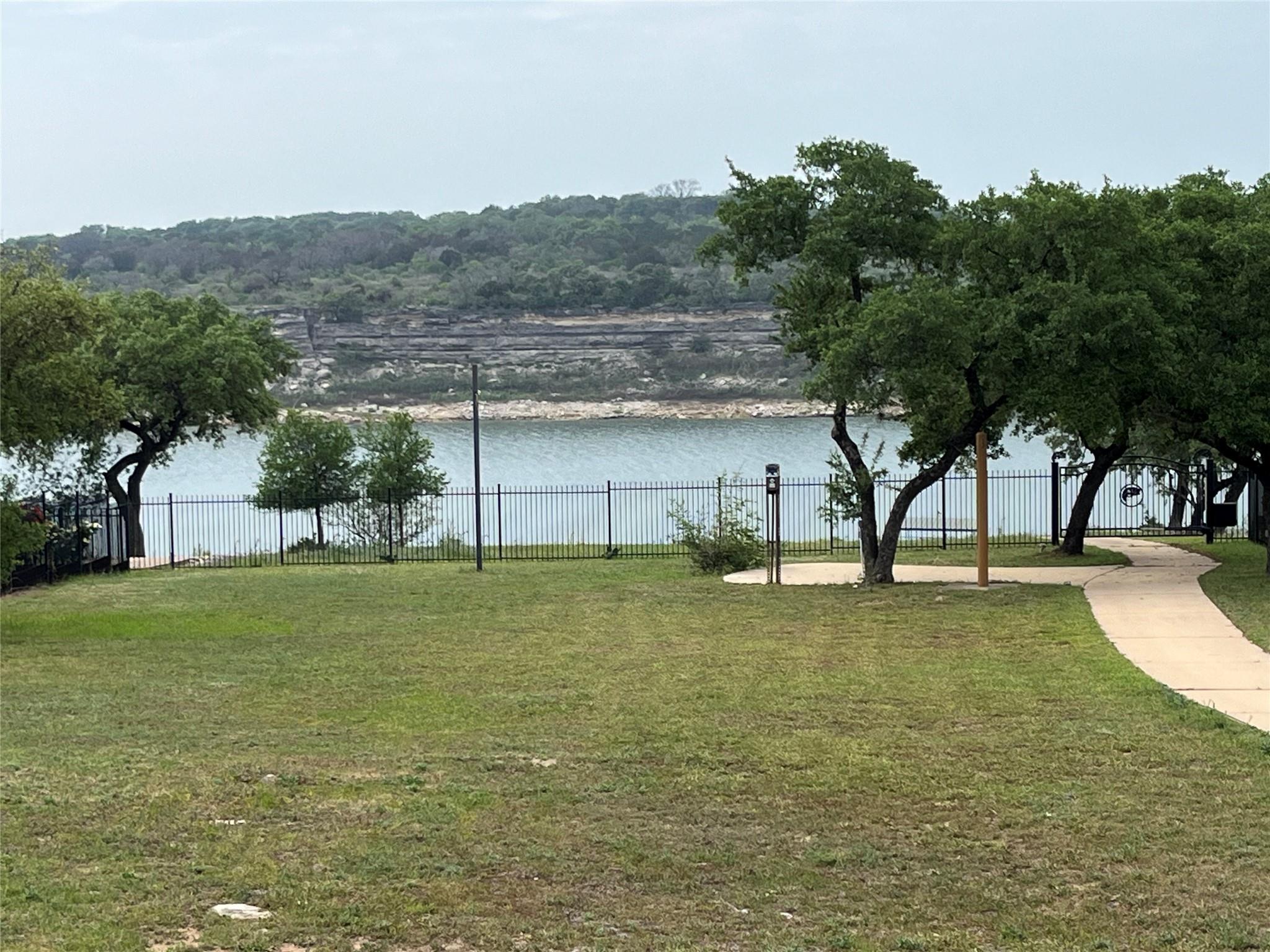 22027 REDBIRD Dr, Lago Vista, TX 78645