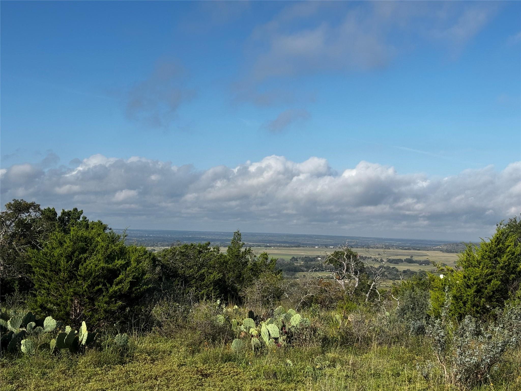 Lot #8 , Calle Del Sol Dr, Fredericksburg, TX 78624