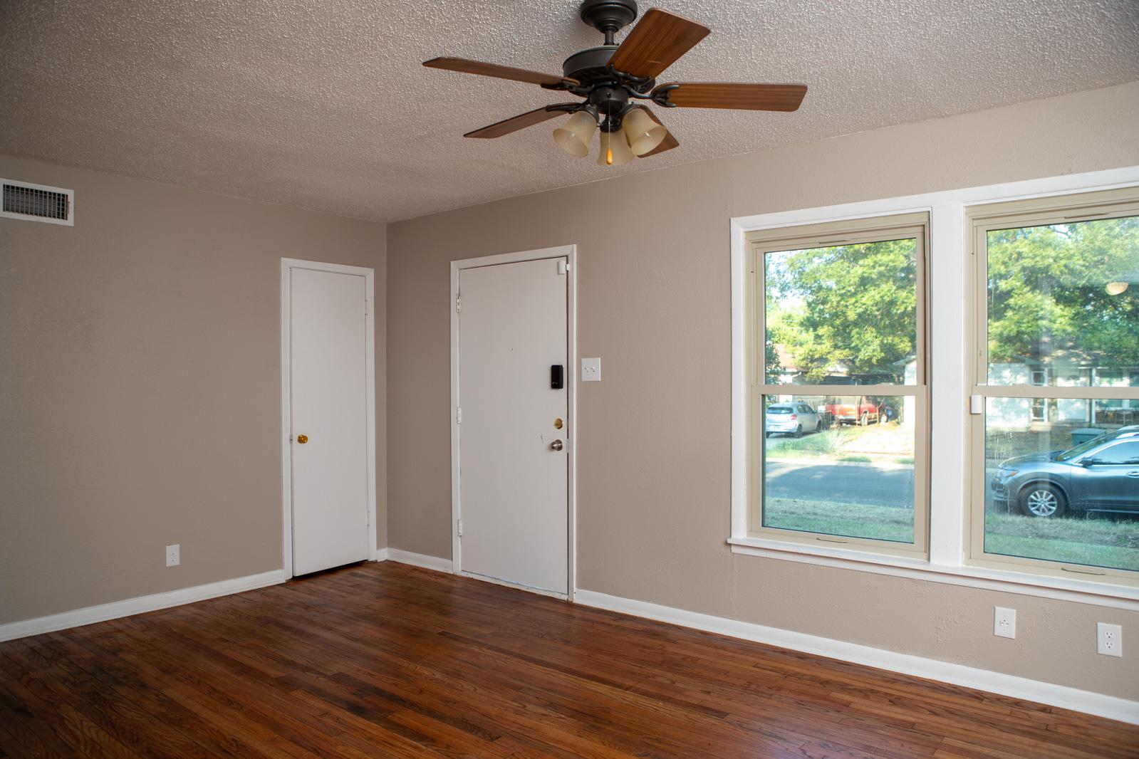 408 Goodnight Dr, Killeen, TX 76541