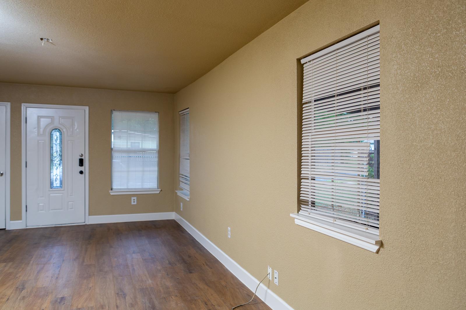 1402 Toliver St, Killeen, TX 76541