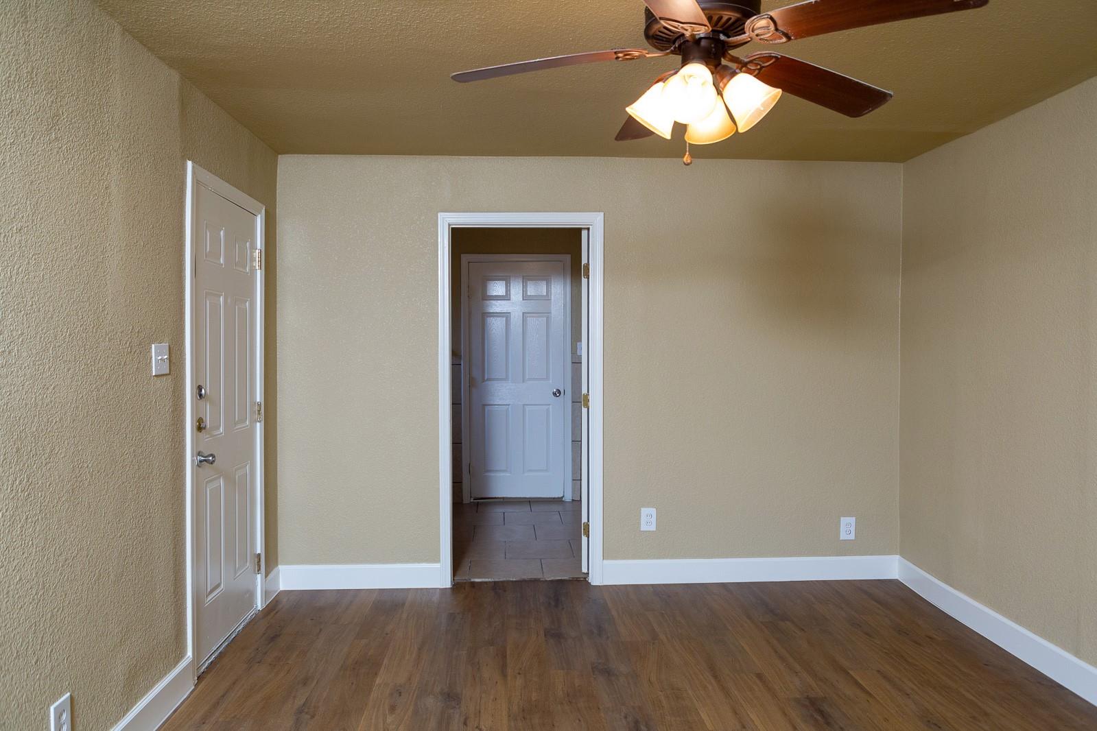 1402 Toliver St, Killeen, TX 76541