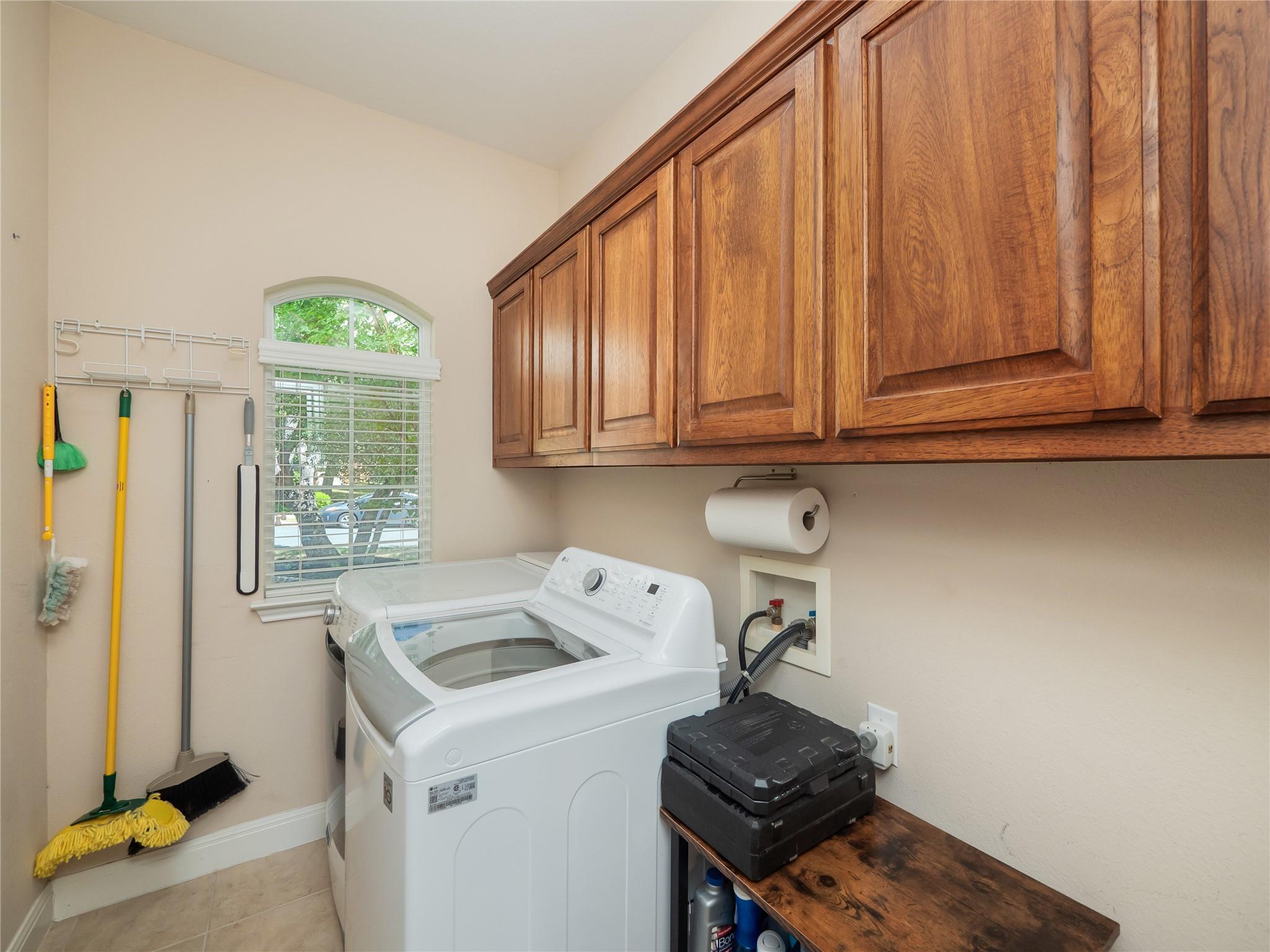 10100 Ullswater Cv, Austin, TX 78750
