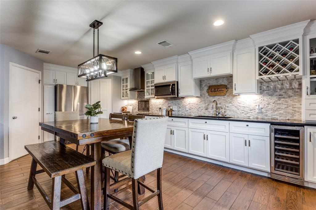 214 Sylvan St, Hutto, TX 78634