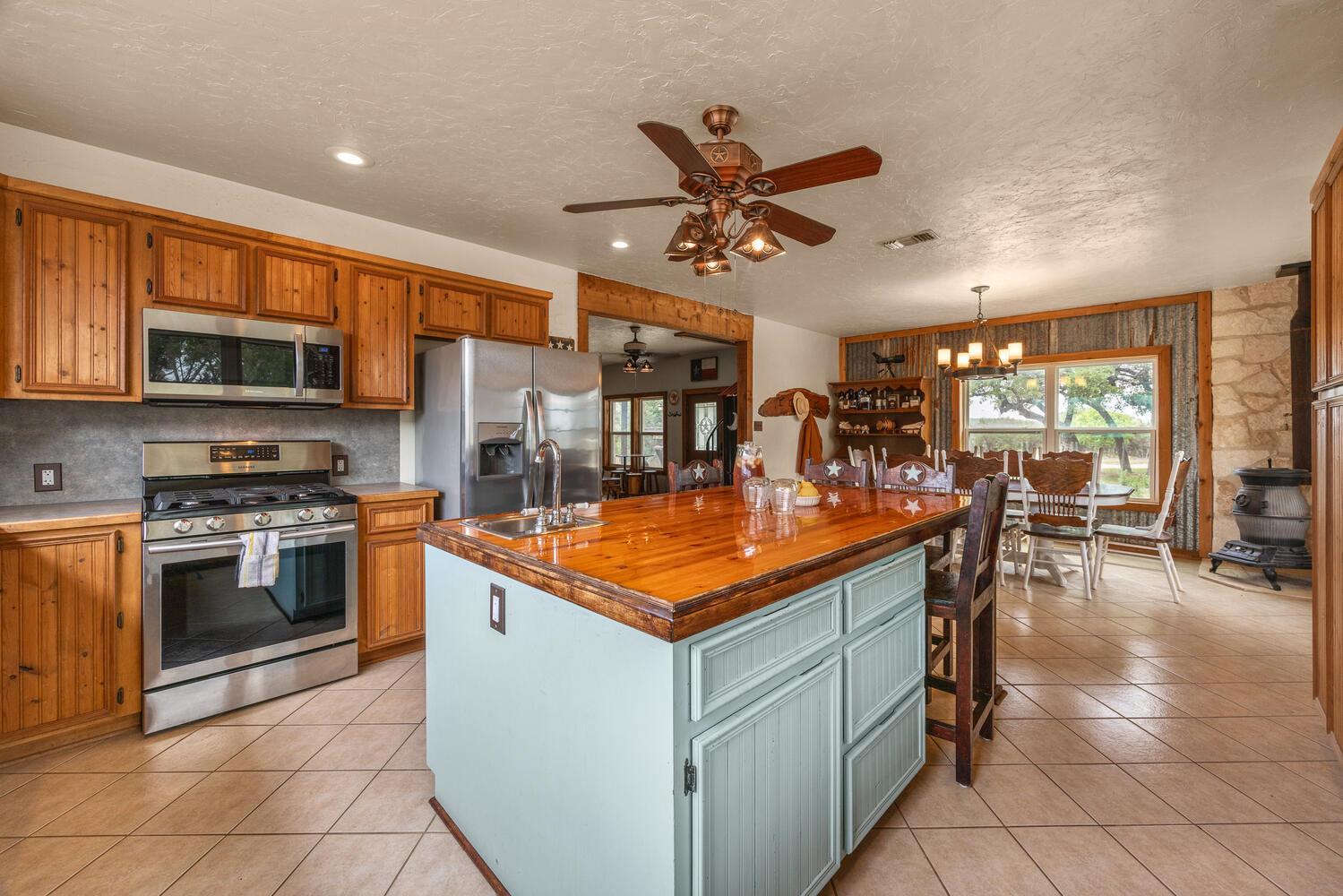 3487 Rust, Spring Branch, TX 78070