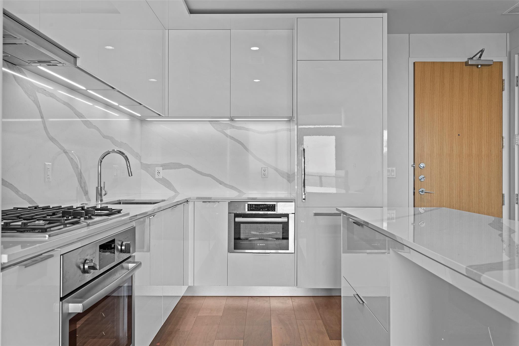 44 East Ave # 3104, Austin, TX 78701