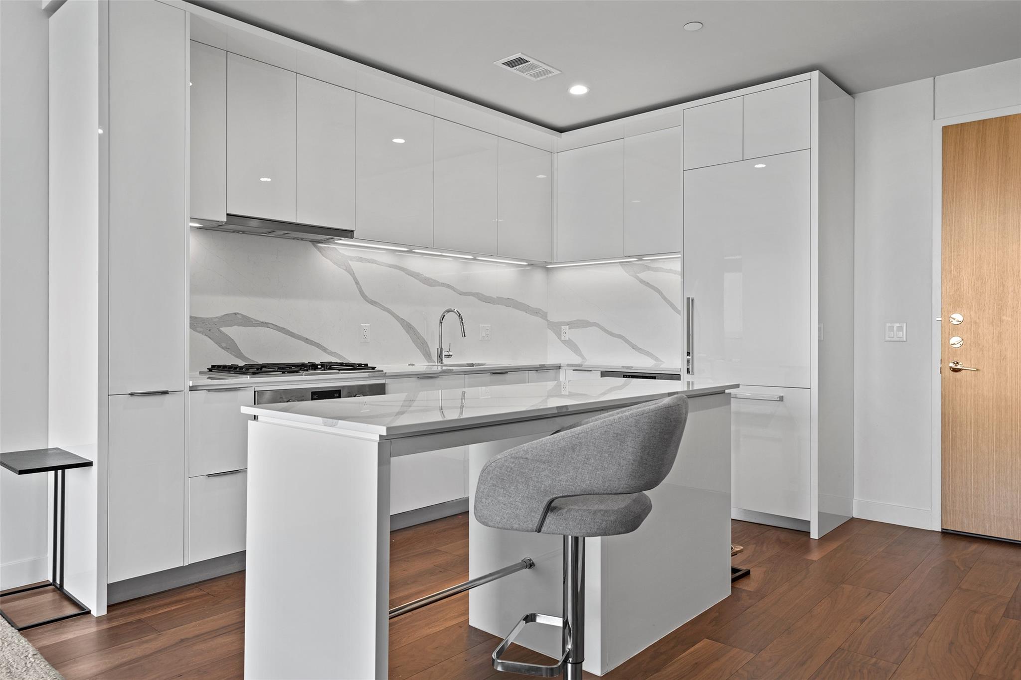 44 East Ave # 3104, Austin, TX 78701