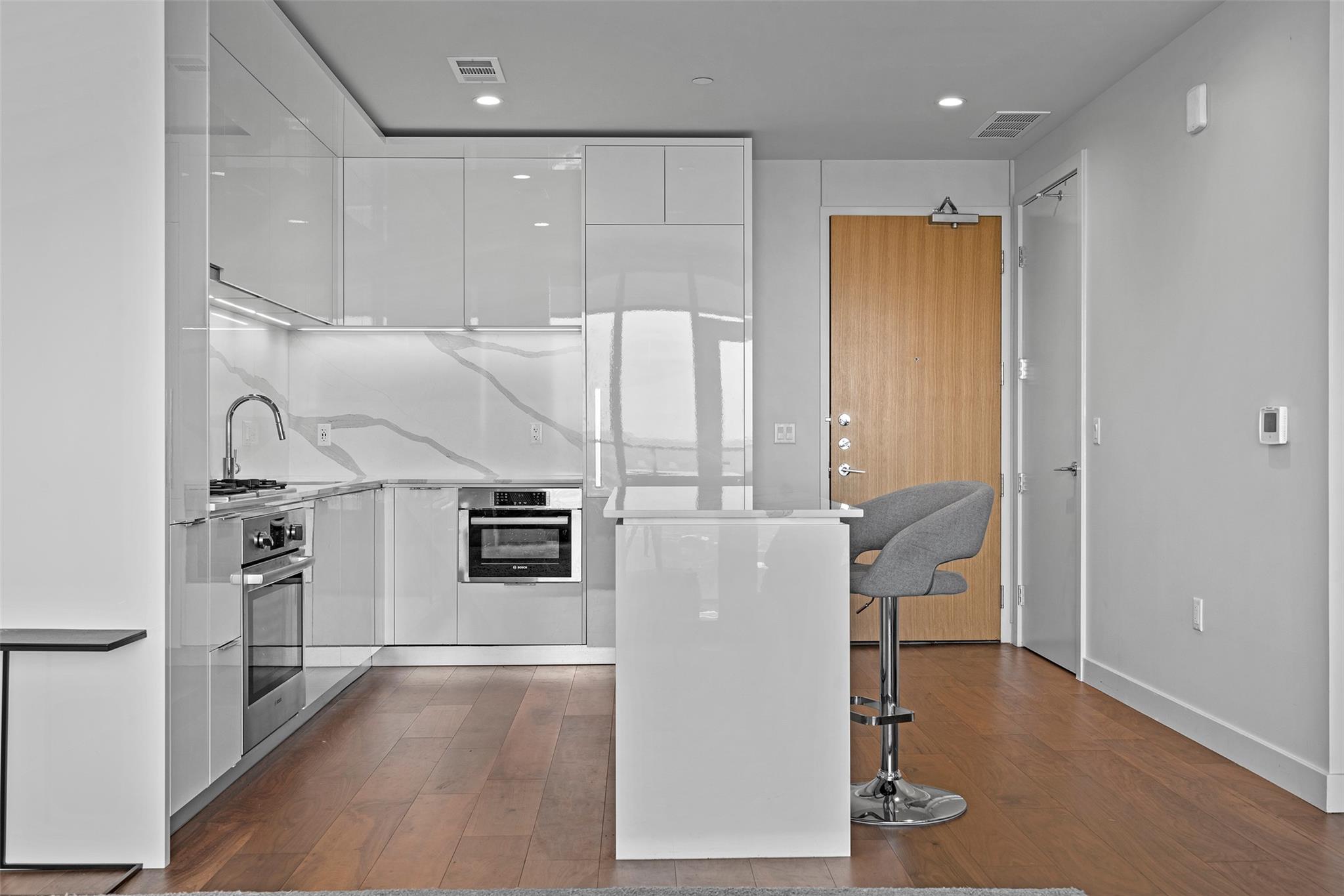 44 East Ave # 3104, Austin, TX 78701