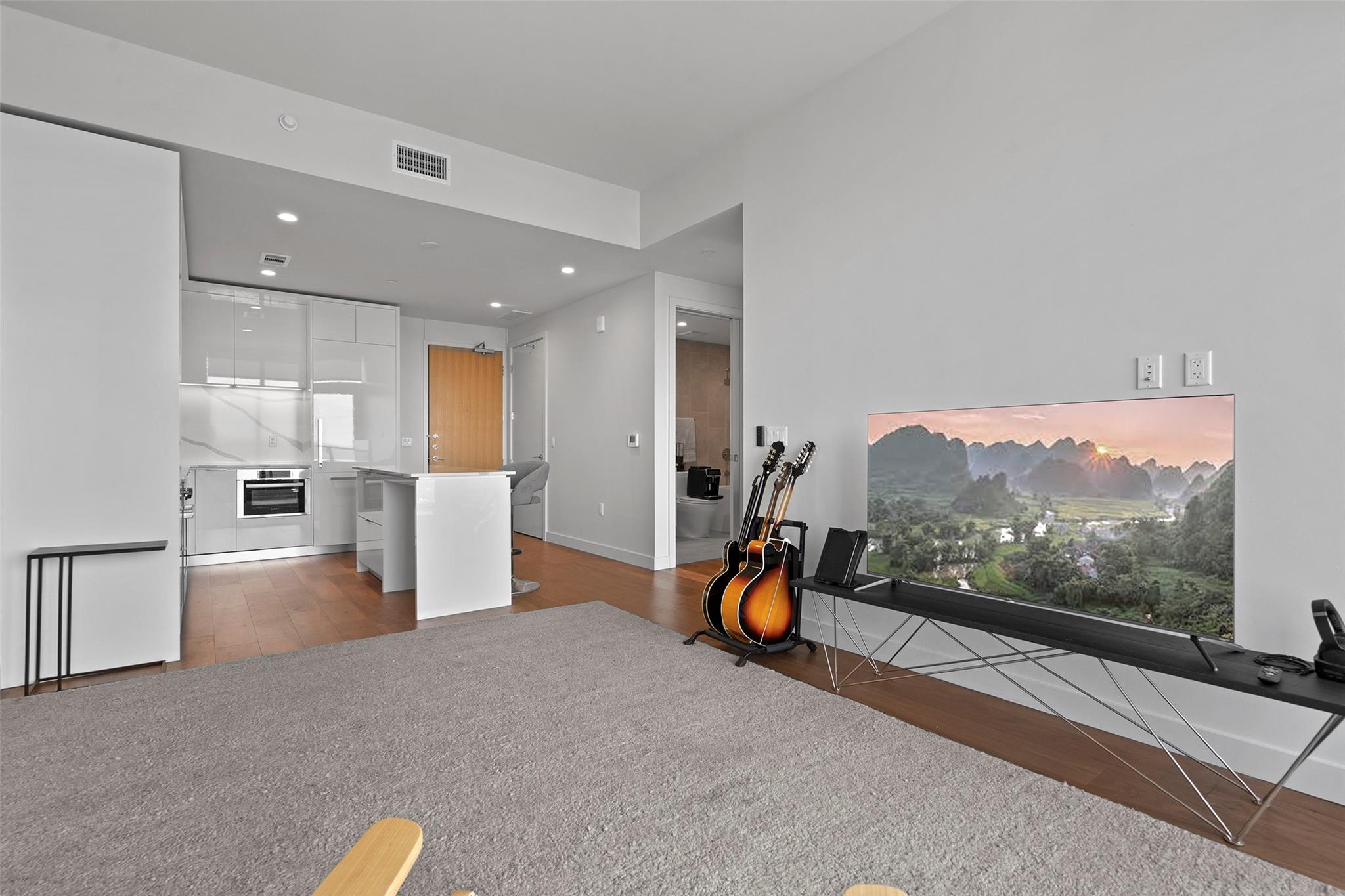 44 East Ave # 3104, Austin, TX 78701