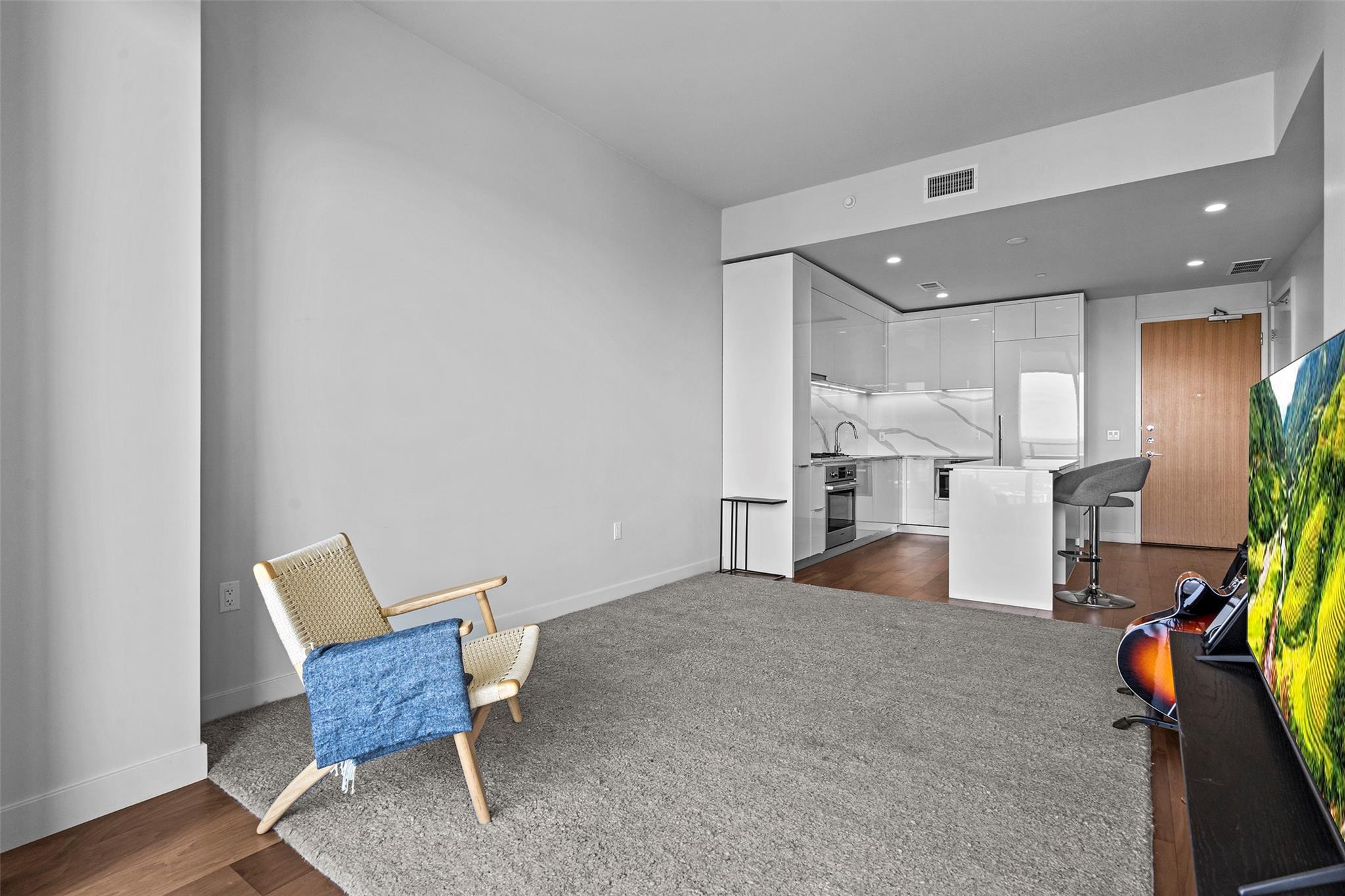44 East Ave # 3104, Austin, TX 78701