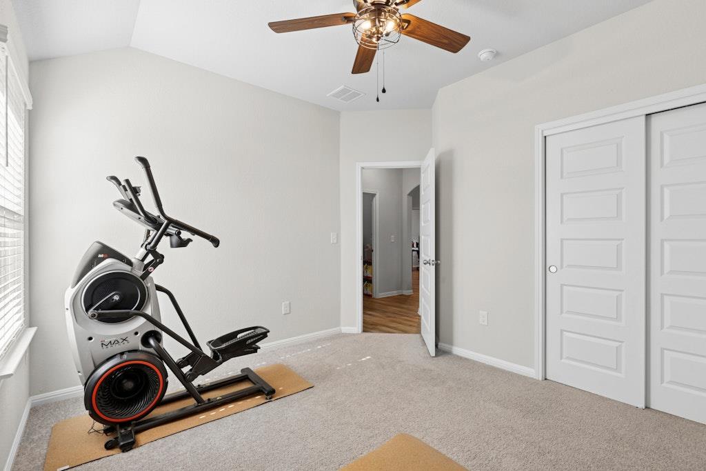 185 Dogvane Cir, Kyle, TX 78640