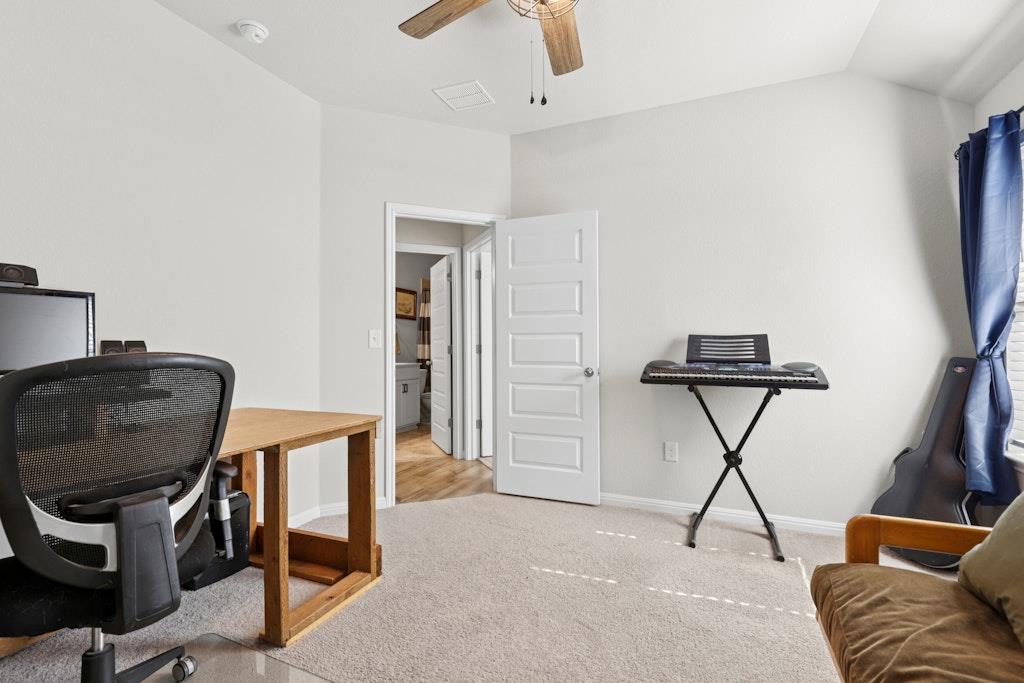 185 Dogvane Cir, Kyle, TX 78640