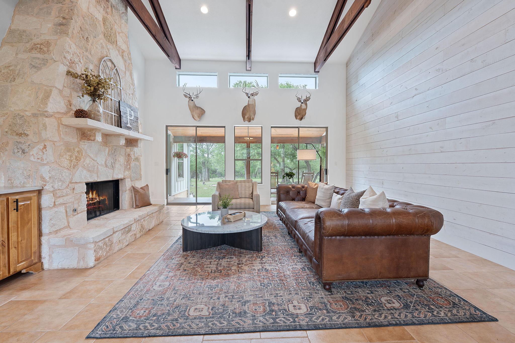 575 B Winding Trl, Wimberley, TX 78676