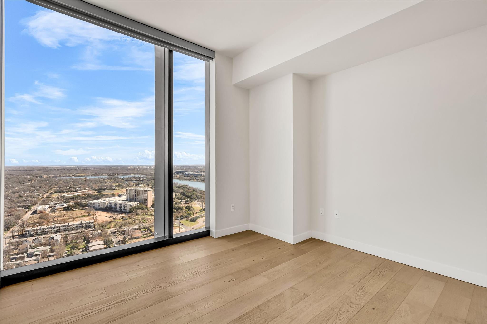 44 East Ave # 3107, Austin, TX 78701