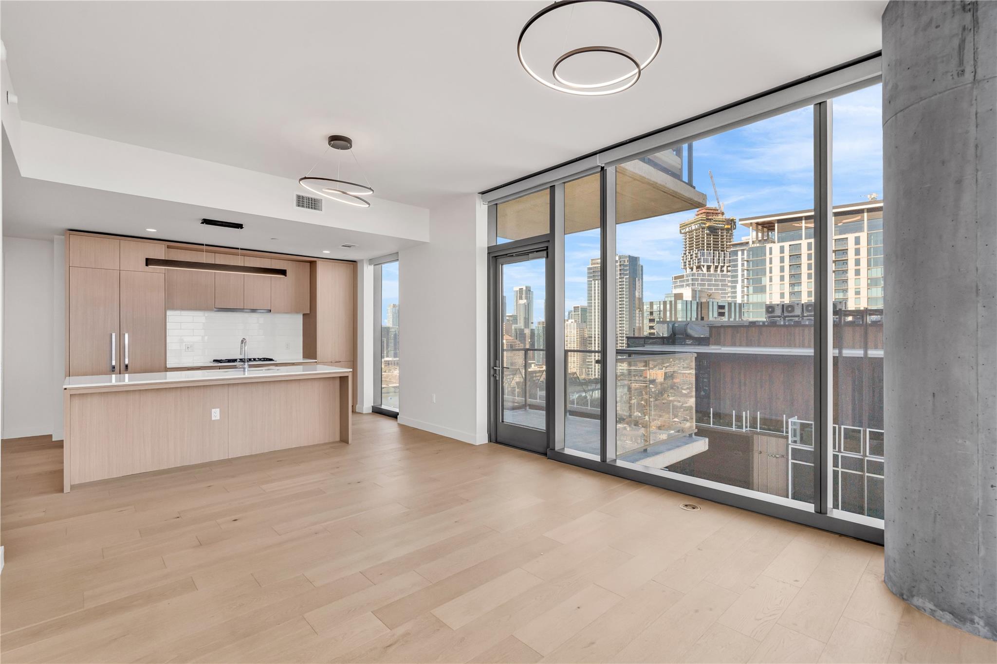 44 East Ave # 3107, Austin, TX 78701