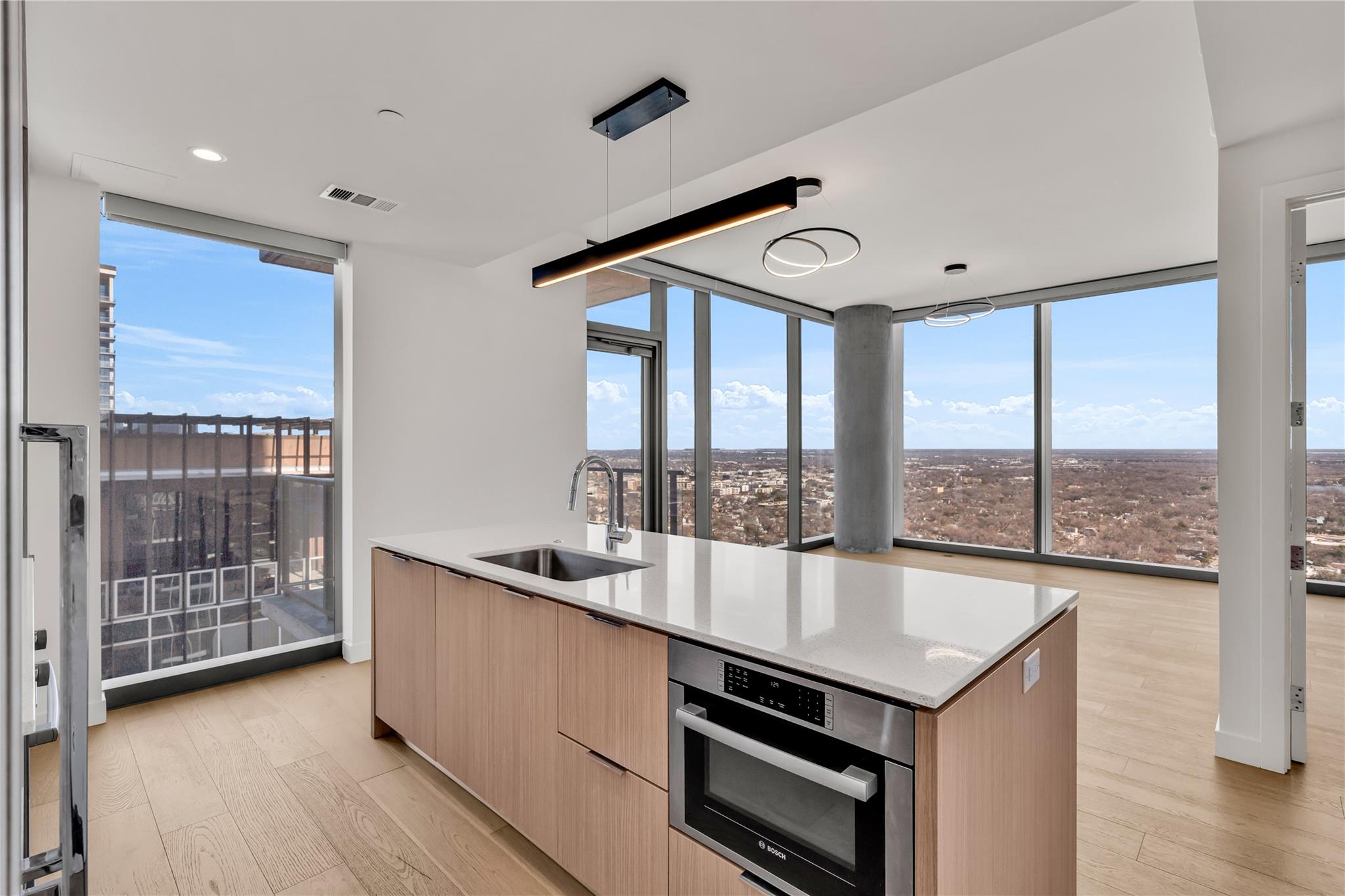 44 East Ave # 3107, Austin, TX 78701