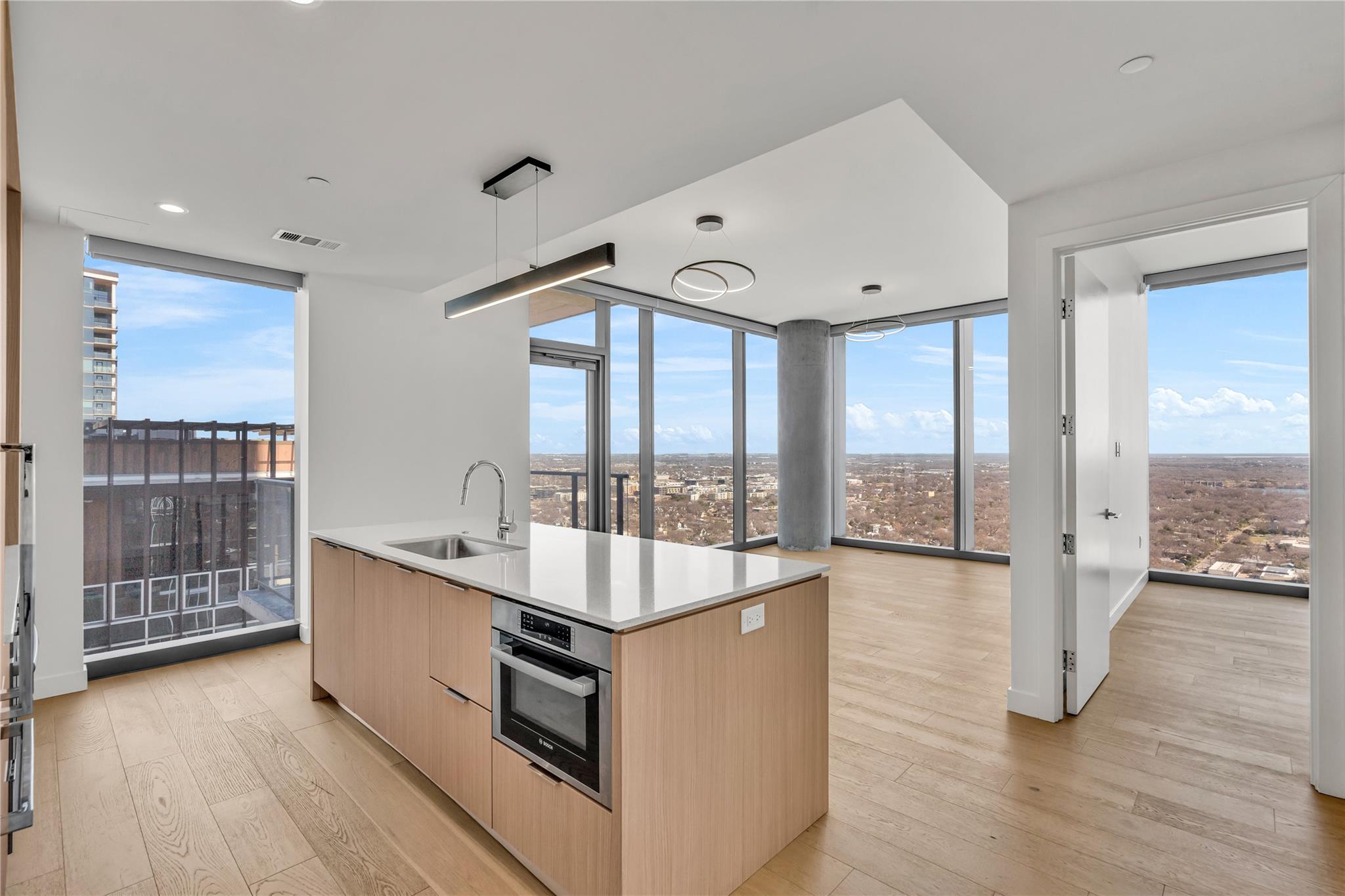 44 East Ave # 3107, Austin, TX 78701