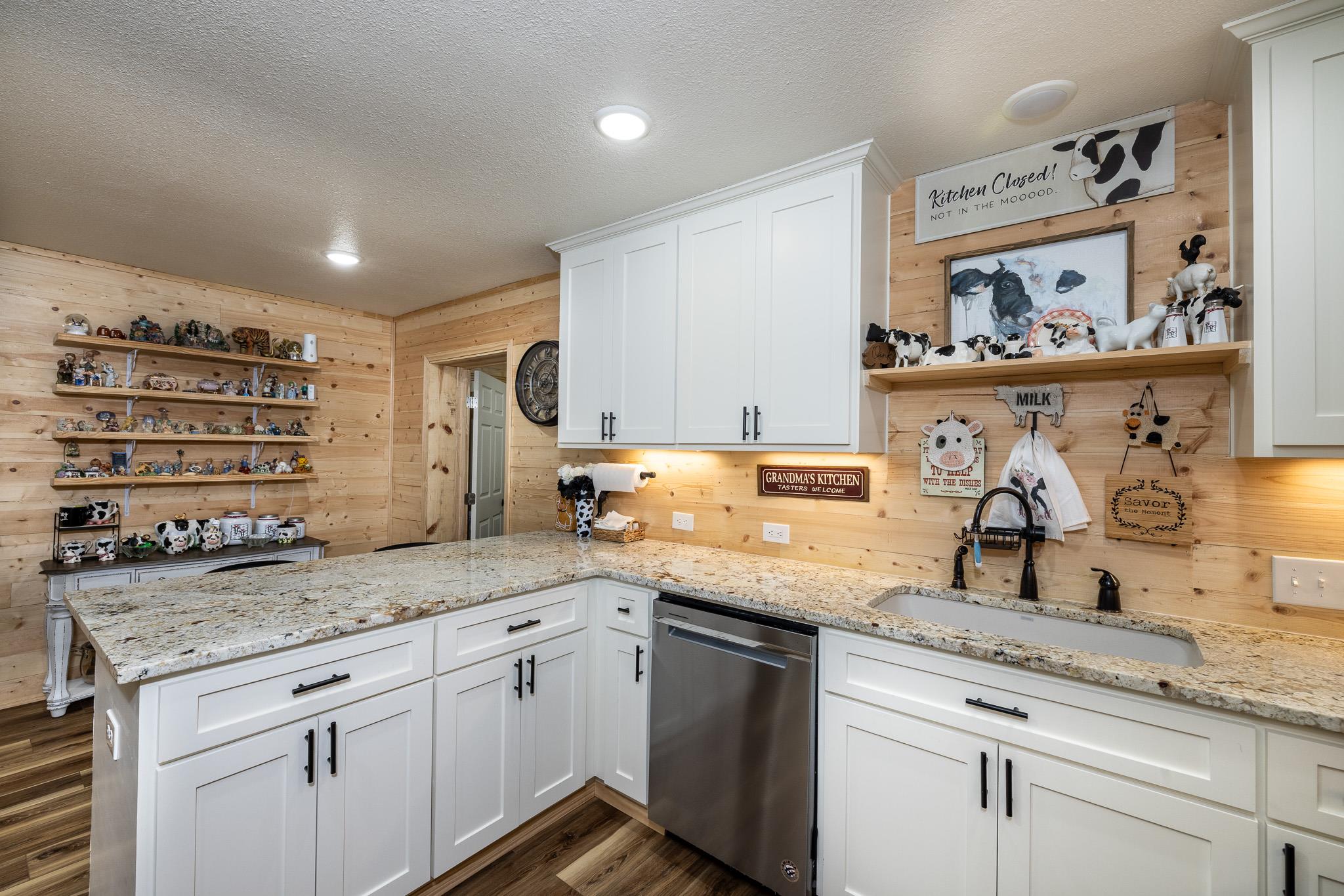 110 Live Oak St, Gonzales, TX 78629