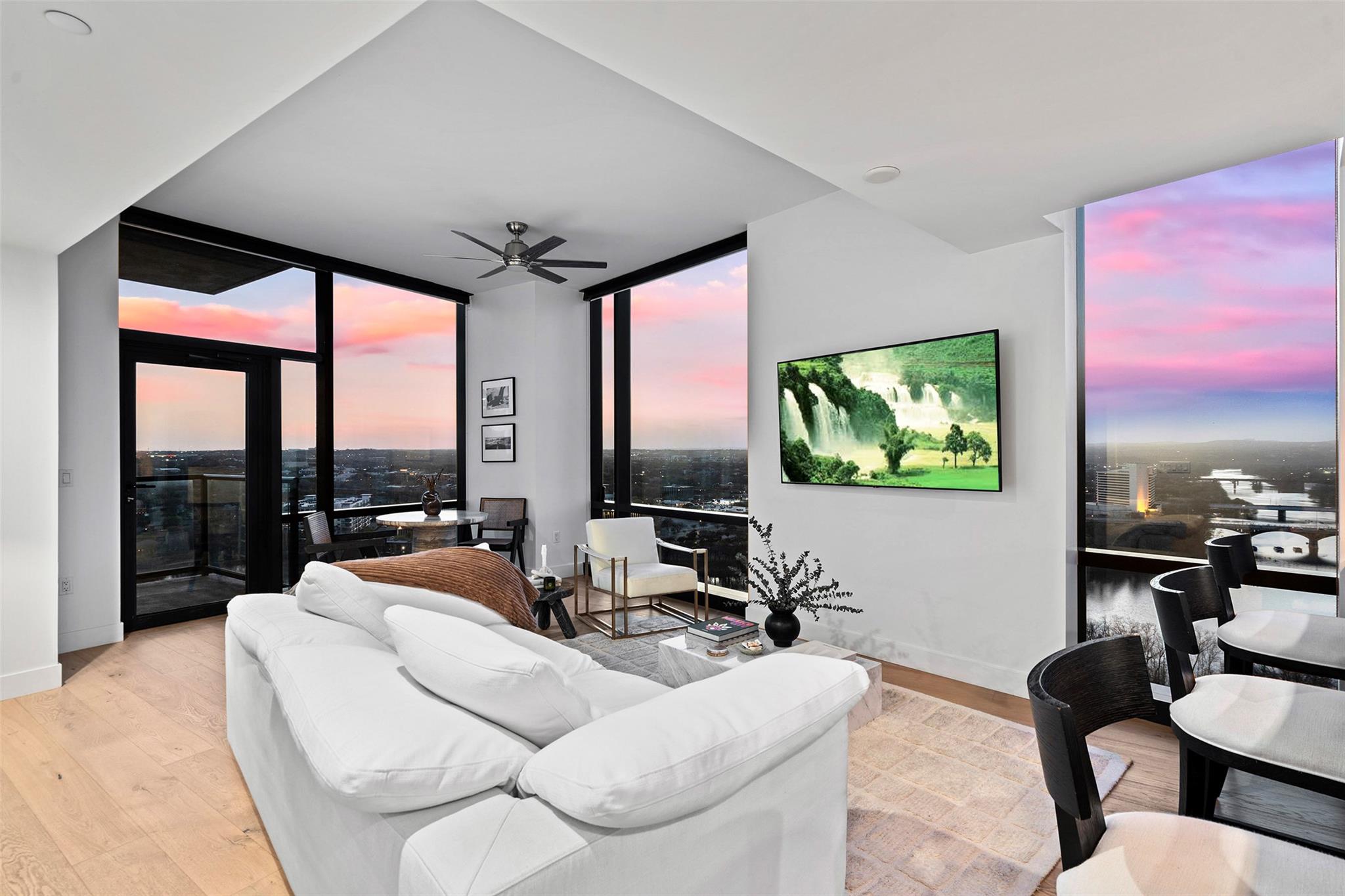 70 Rainey St # 1802, Austin, TX 78701
