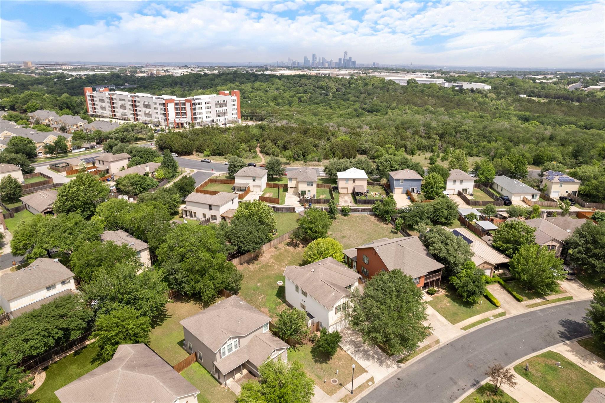 5201 N Hearsey Dr, Austin, TX 78744
