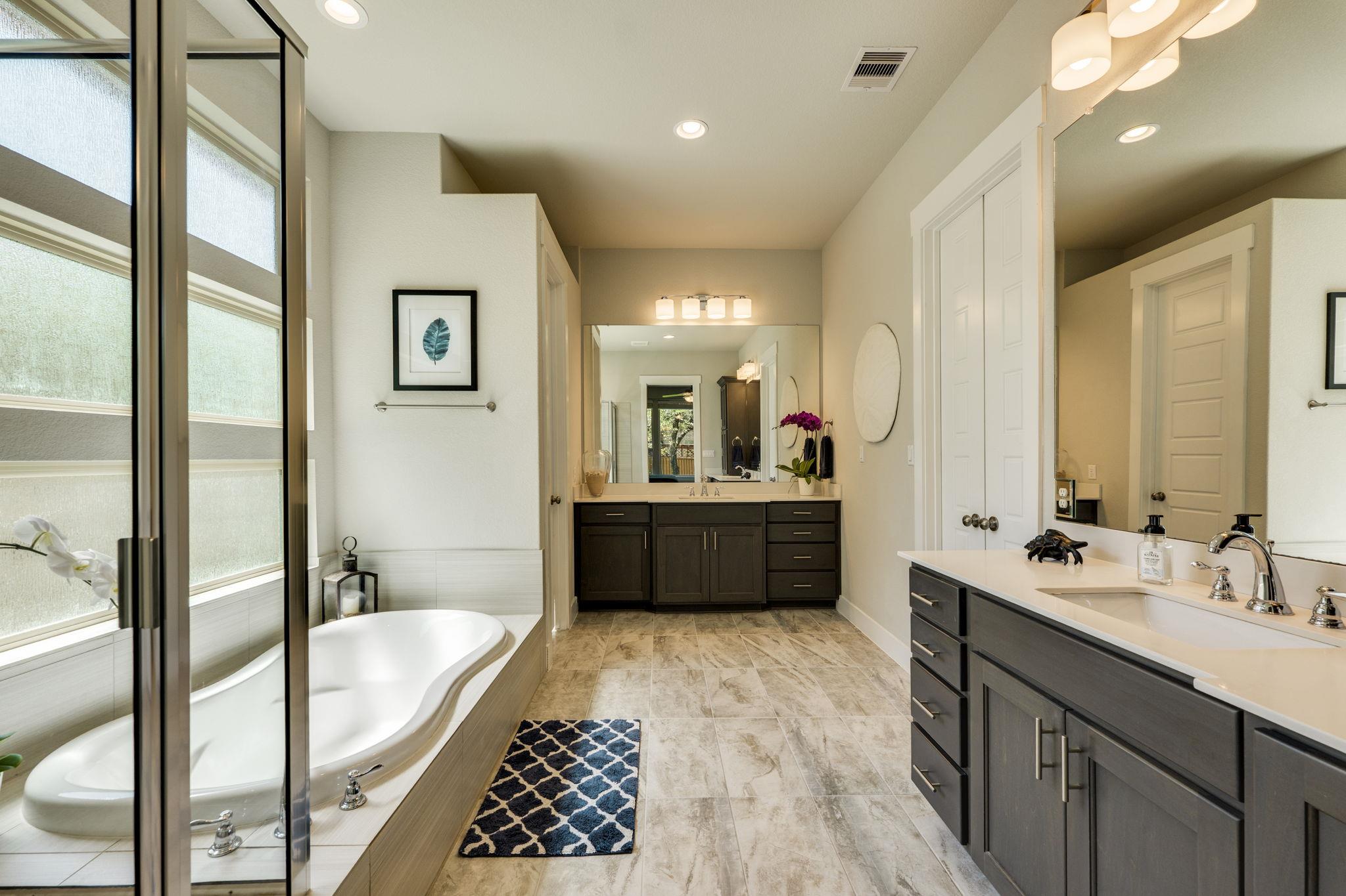 2724 Rain Song Dr, Leander, TX 78641