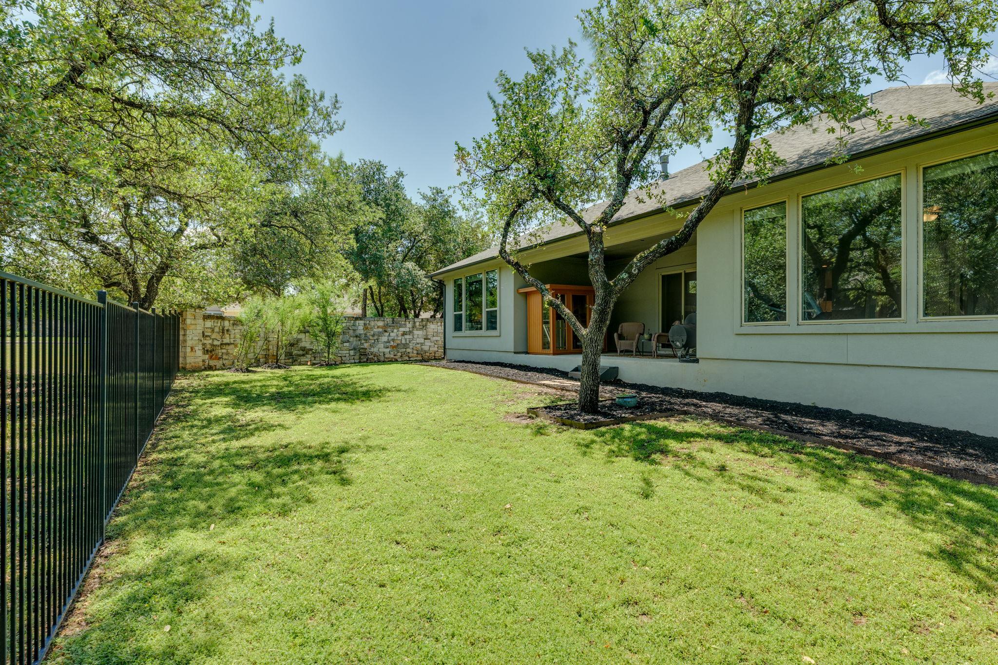 2724 Rain Song Dr, Leander, TX 78641