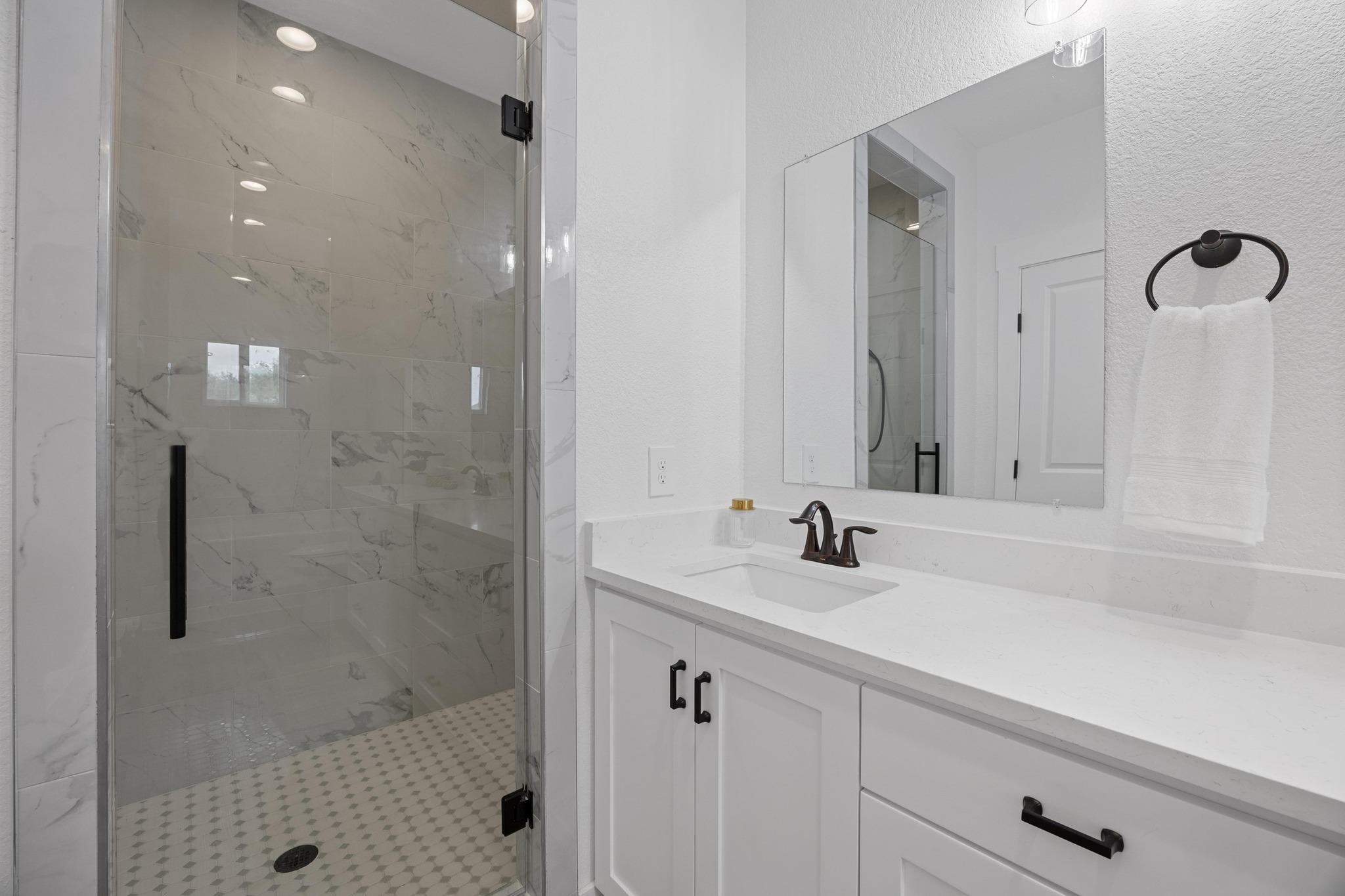 17701 Village Dr, Dripping Springs, TX 78620