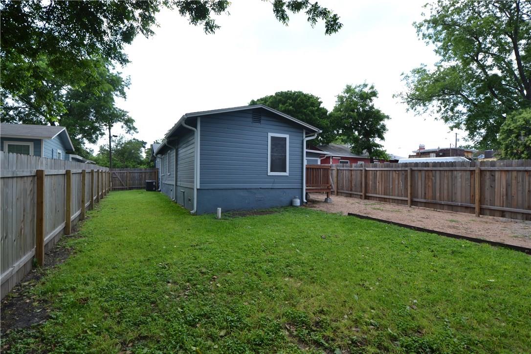 2205 Coleto St, Austin, TX 78722