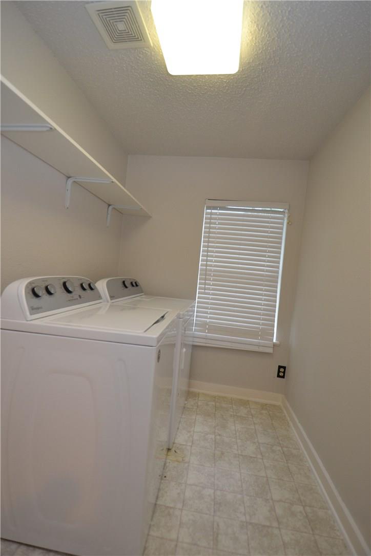 2205 Coleto St, Austin, TX 78722