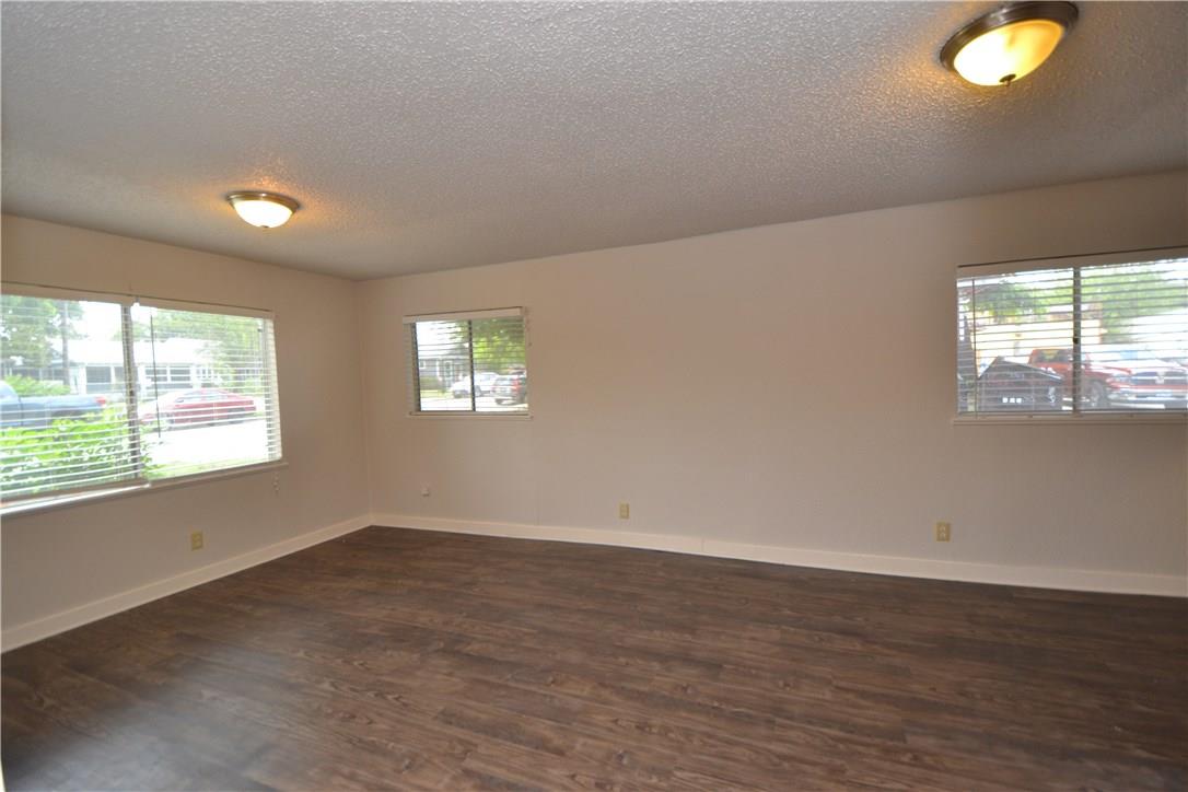 2205 Coleto St, Austin, TX 78722
