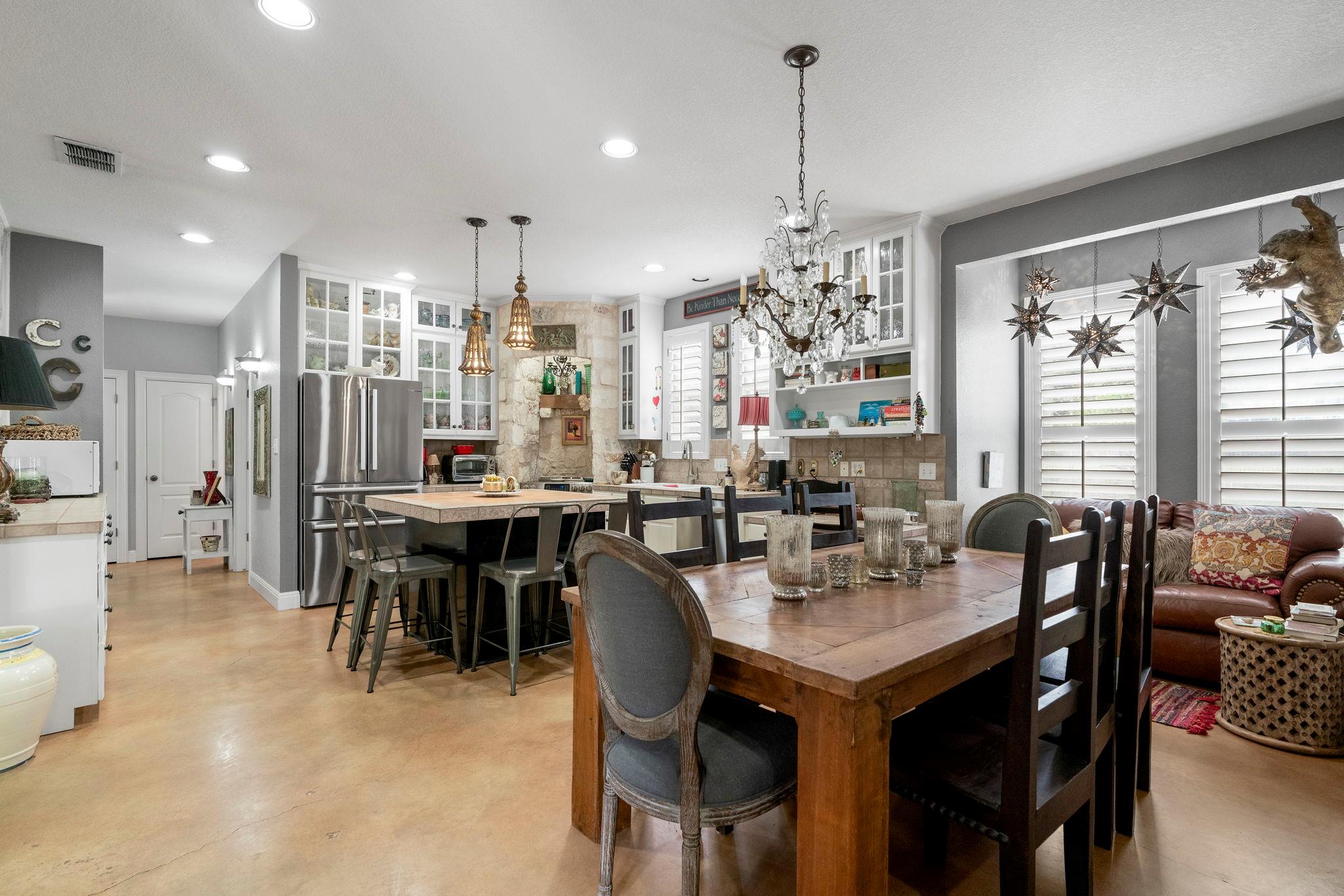 10921 Long Branch Dr, Austin, TX 78736